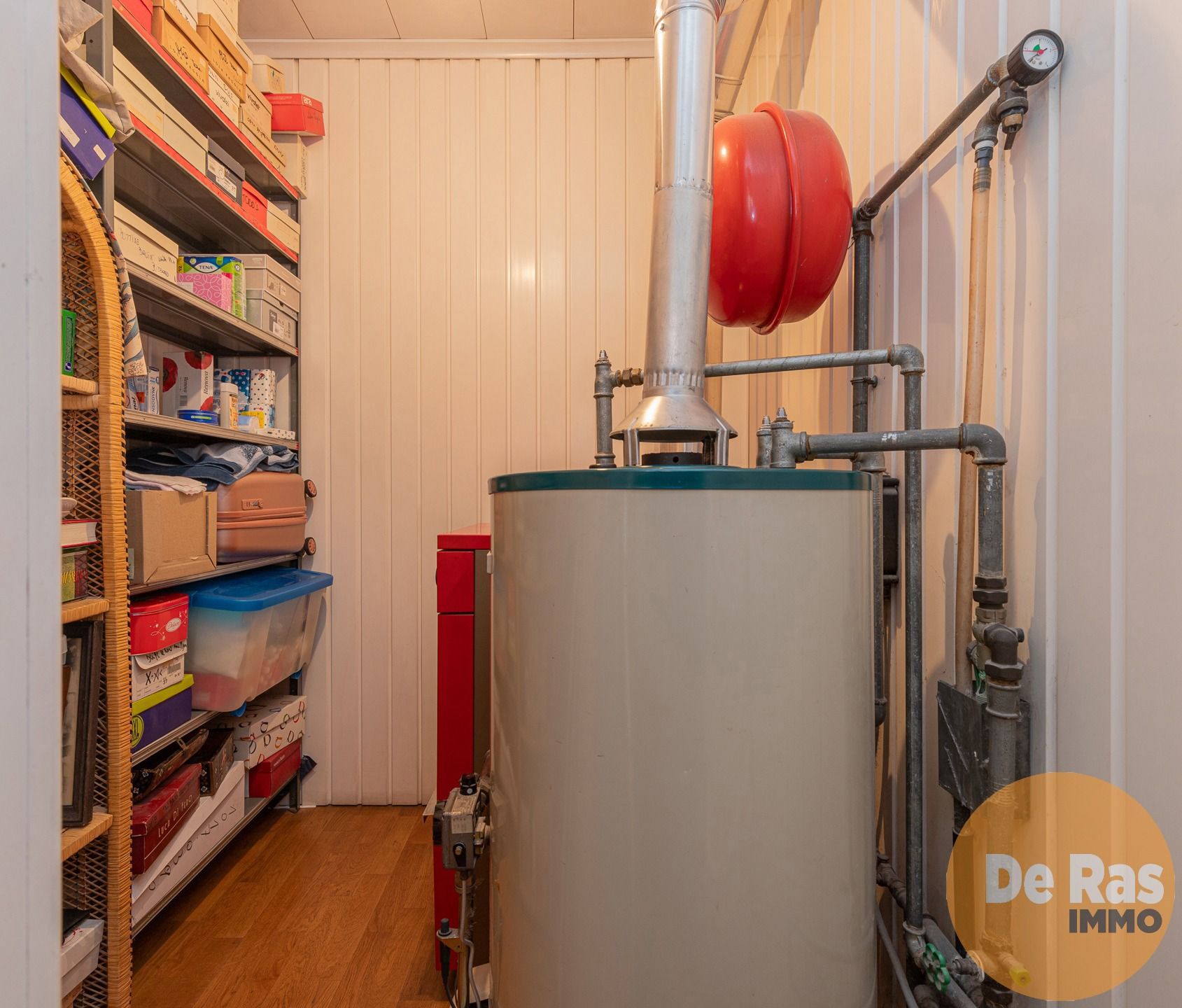 WETTEREN - Te renoveren woning in centrum met 3 slaapkamers foto 22