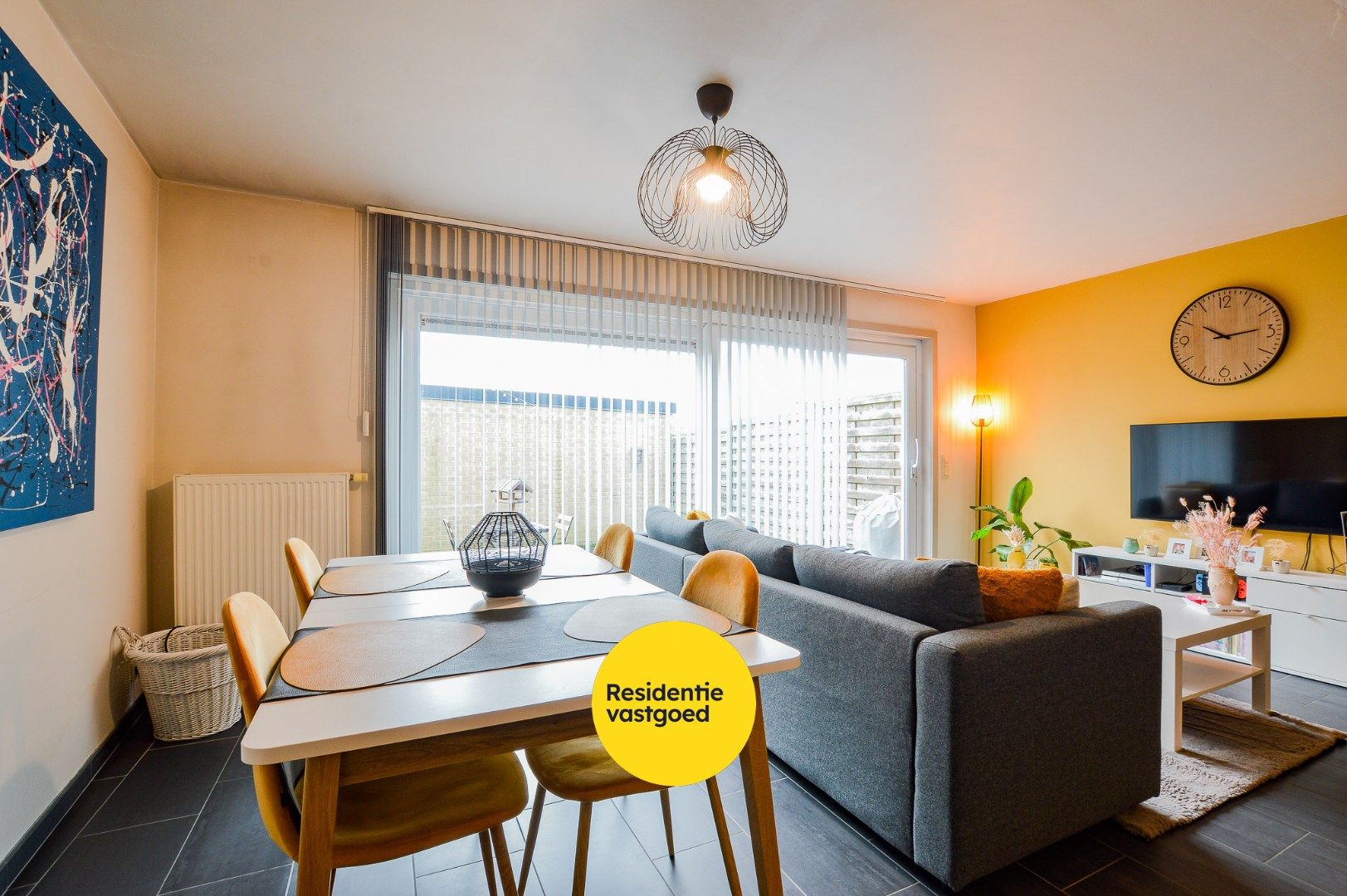 Modern appartement met koer/terras en garagebox in Bekegem foto 2