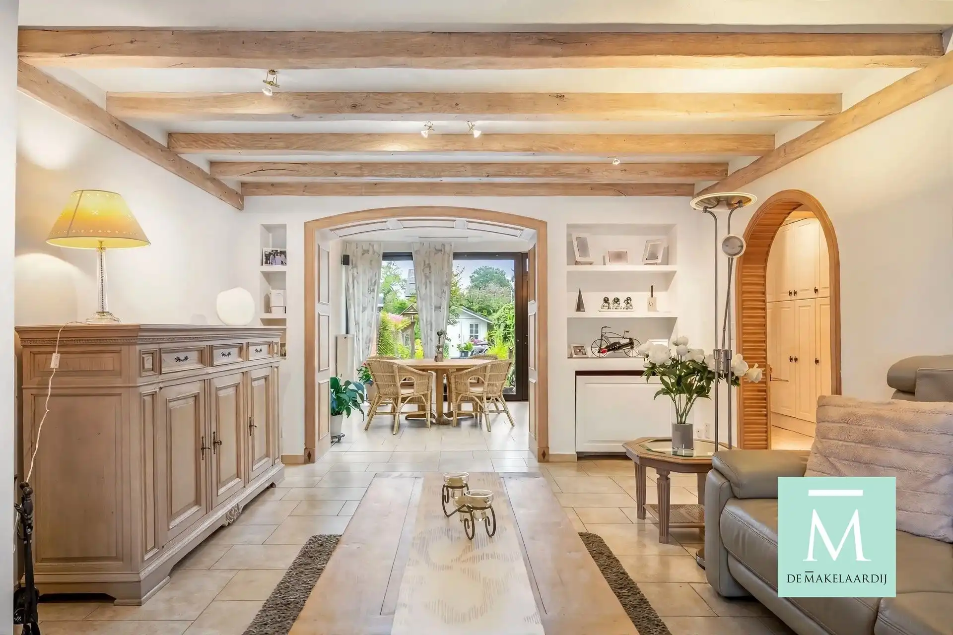 Volledig gerenoveerde woning met aangename tuin  foto 7