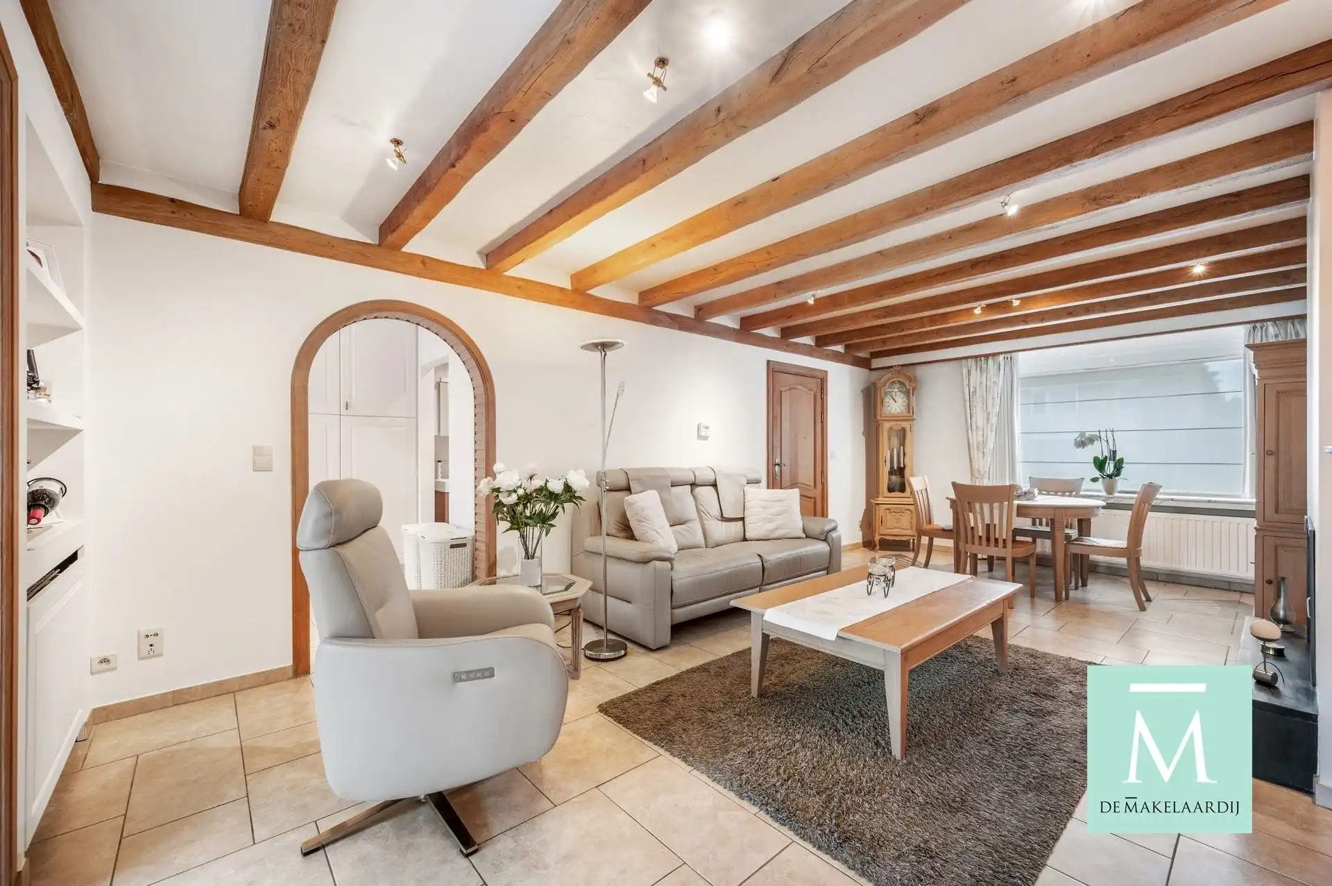 Volledig gerenoveerde woning met aangename tuin  foto 7