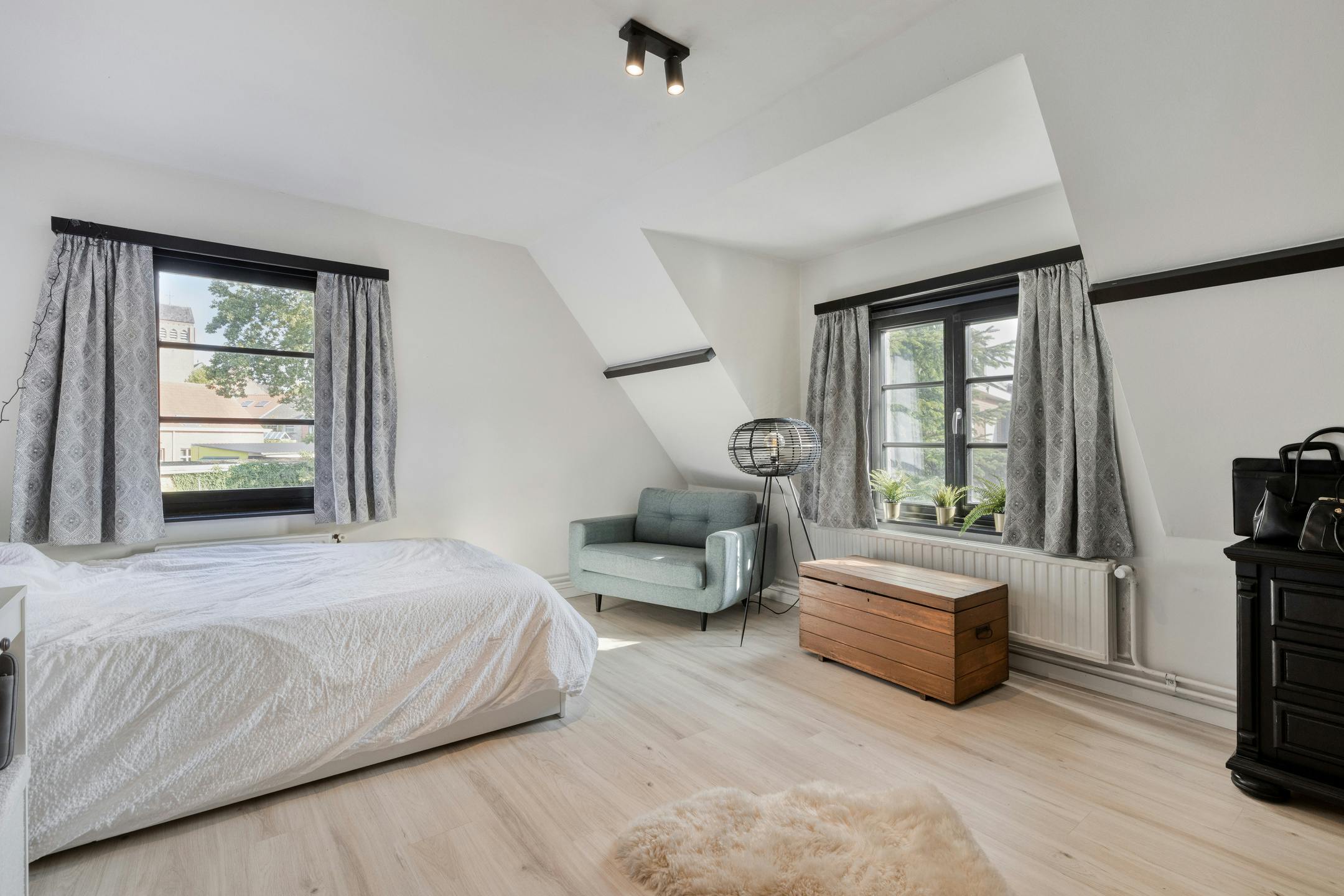 Gerenoveerde halfopen bebouwing te koop te Essen-Horendonk! foto 17