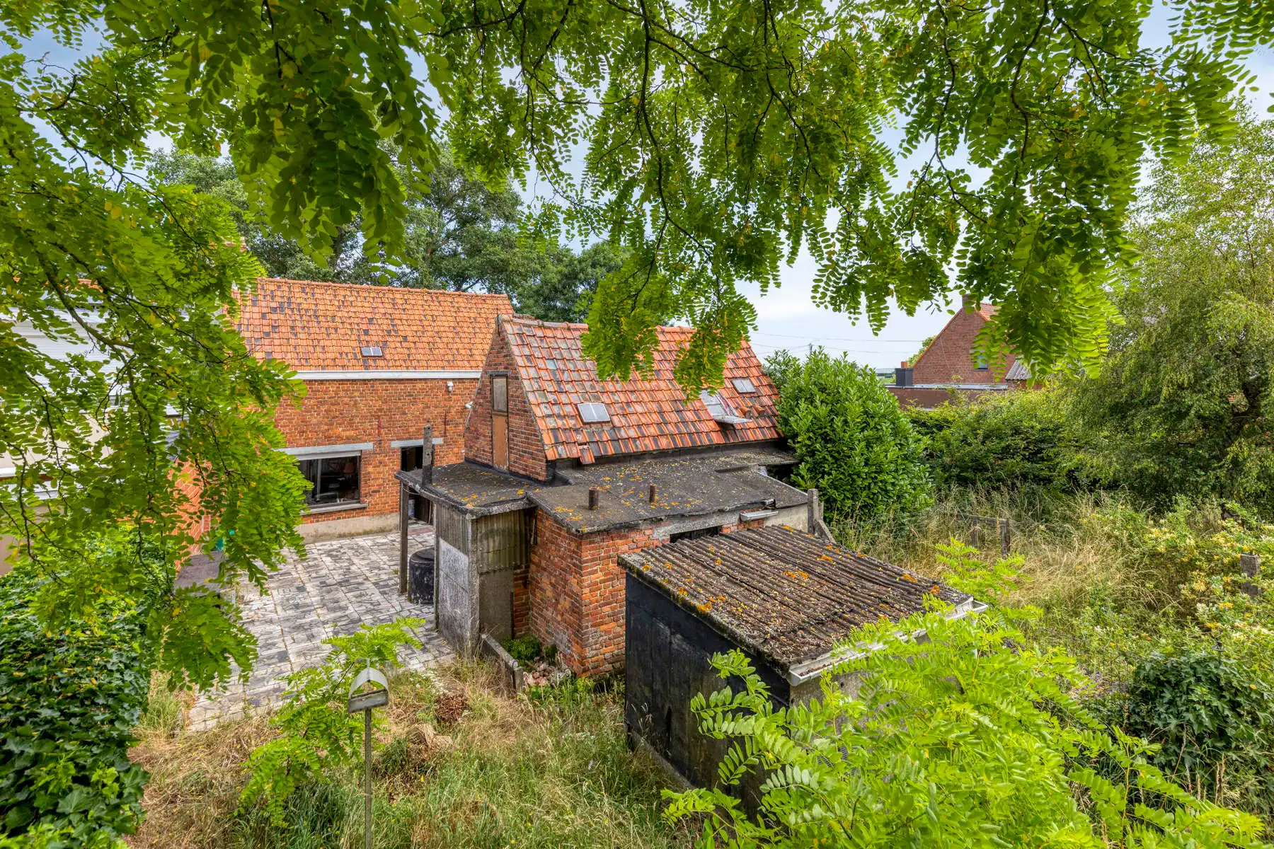 Bebouwbaar perceel voor open of halfopen bebouwing van 1.982m²!!!!! foto 3