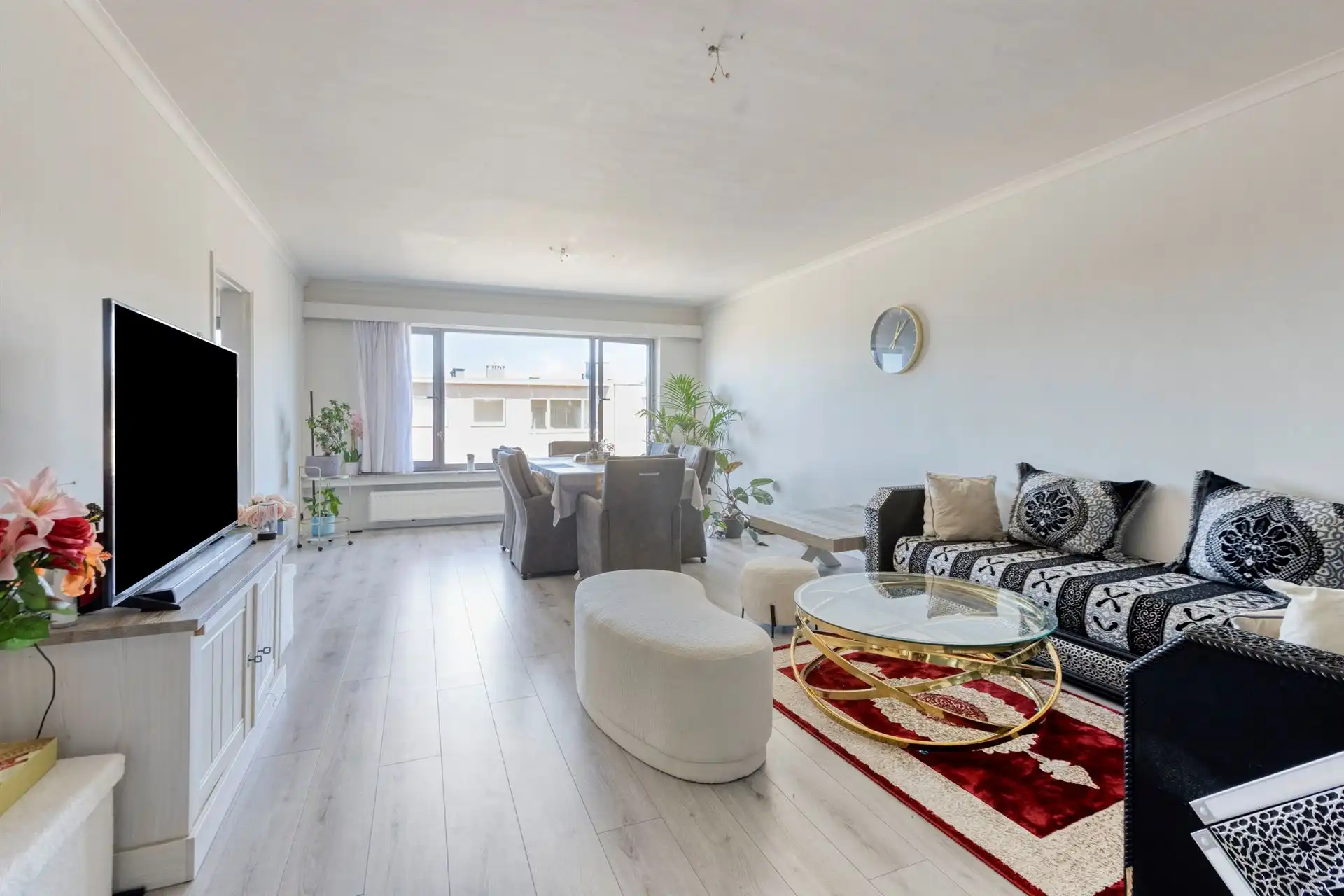 Lichtrijk appartement van 89 m² met 2 slpk's & zuidterras! foto 2
