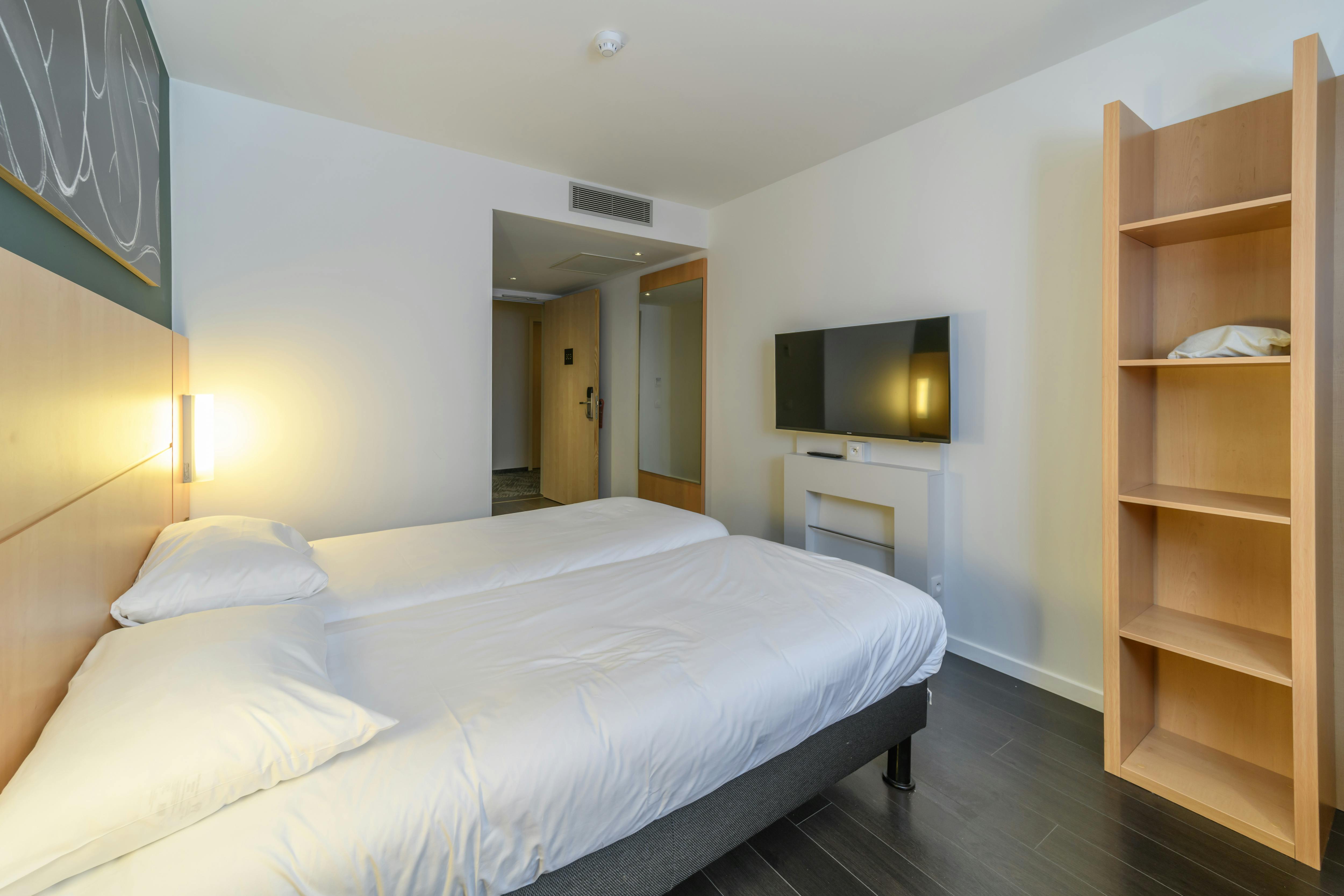 Hotelkamer te koop in Ibis De Panne foto 5