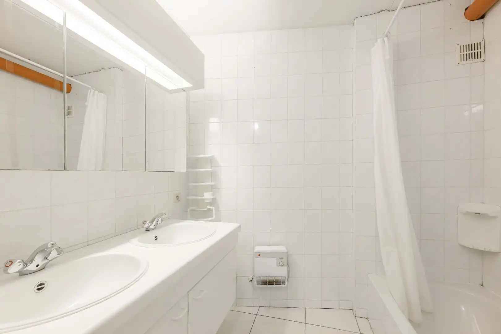 CENTRAAL GELEGEN APPARTEMENT (102 m²) MET 3 SLPKS | BERGING | AUTOSTAANPLAATS  foto 10