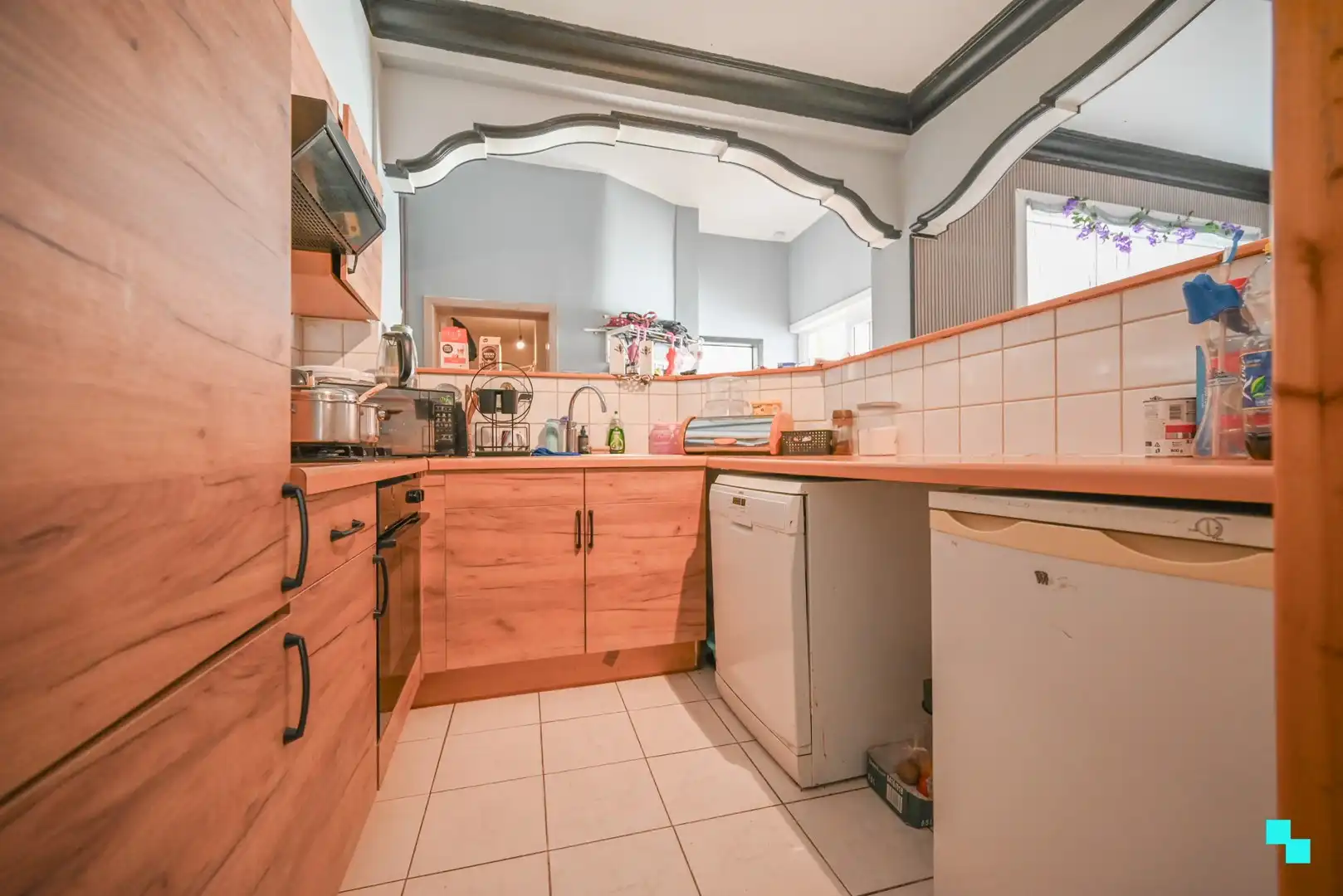 Appartementsgebouw met 3 verhuurde entiteiten in hartje Izegem foto 6