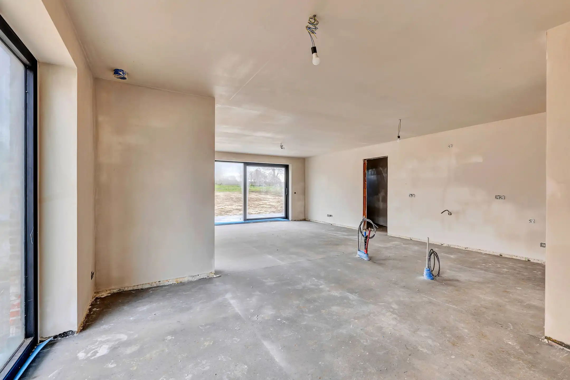 Halfopen bebouwing op een groot perceel in Denderhoutem foto 6