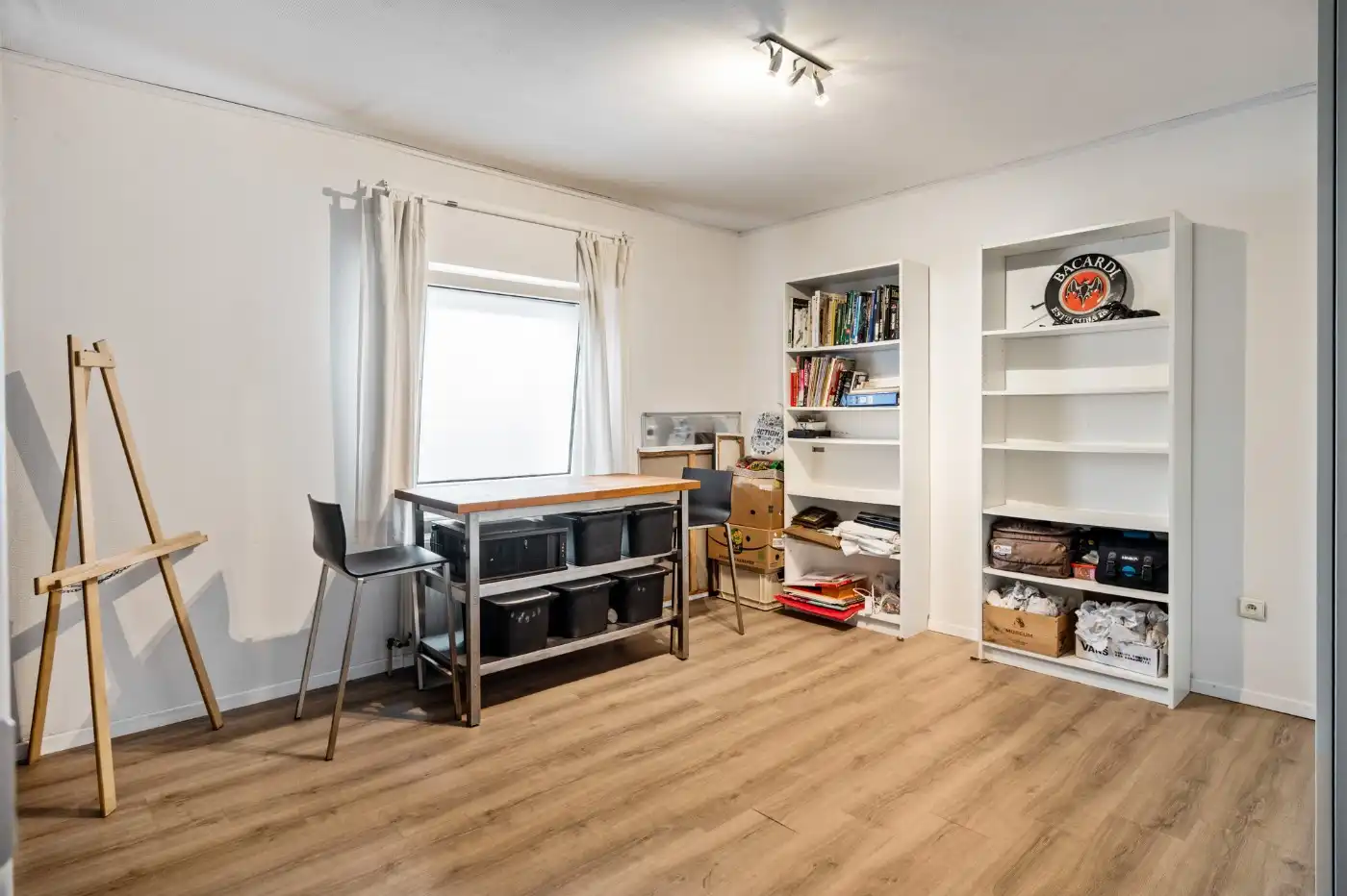 Gesloten bebouwing met 2 slpk., tuinberging en tuin foto 16