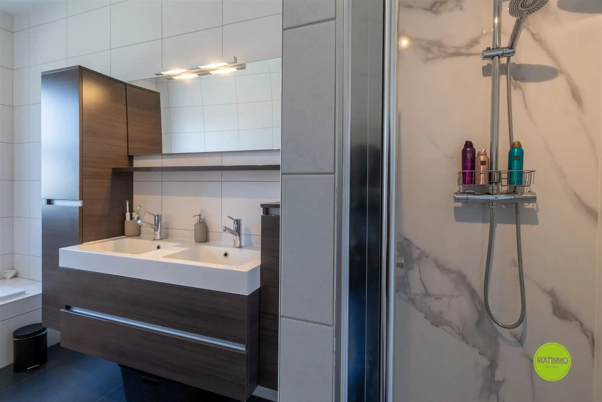 Ruim, energiezuinig duplex appartement in Hechtel-Eksel foto 18