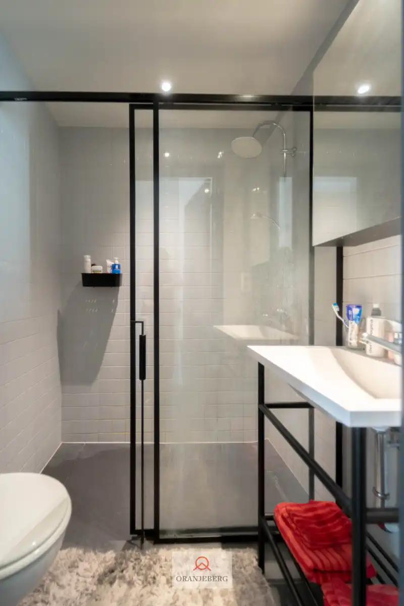 Gelijkvloerse studio te huur vlakbij Gent centrum foto 17
