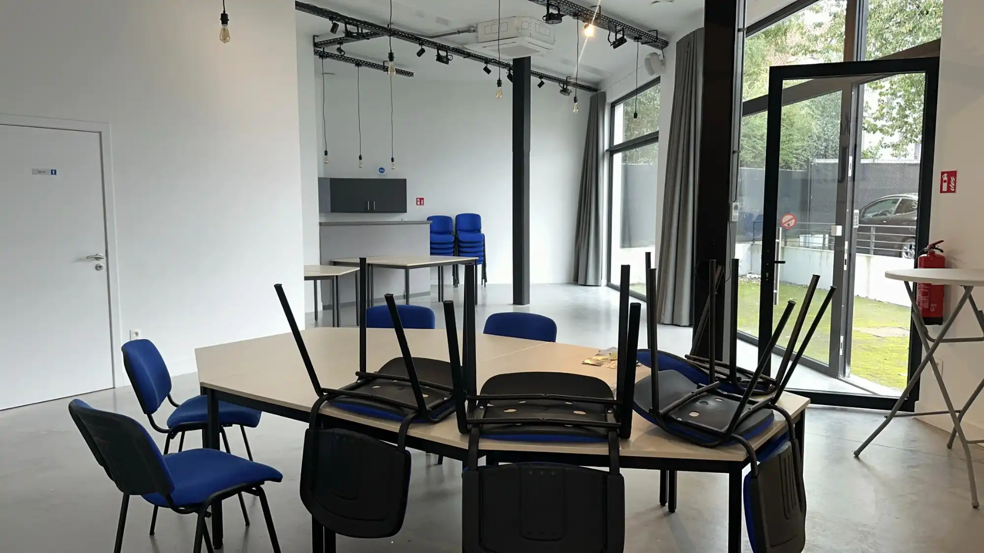 Instapklaar en centraal kantoor foto 6