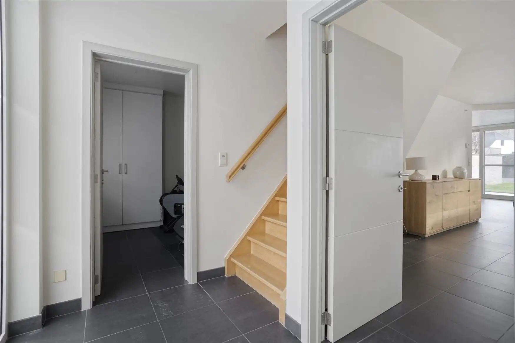 Ruime energiezuinige gezinswoning foto 3