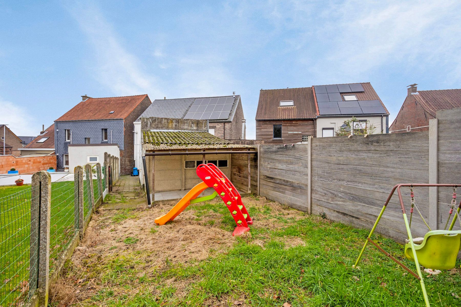 Te renoveren woning met zuidgerichte tuin foto 20