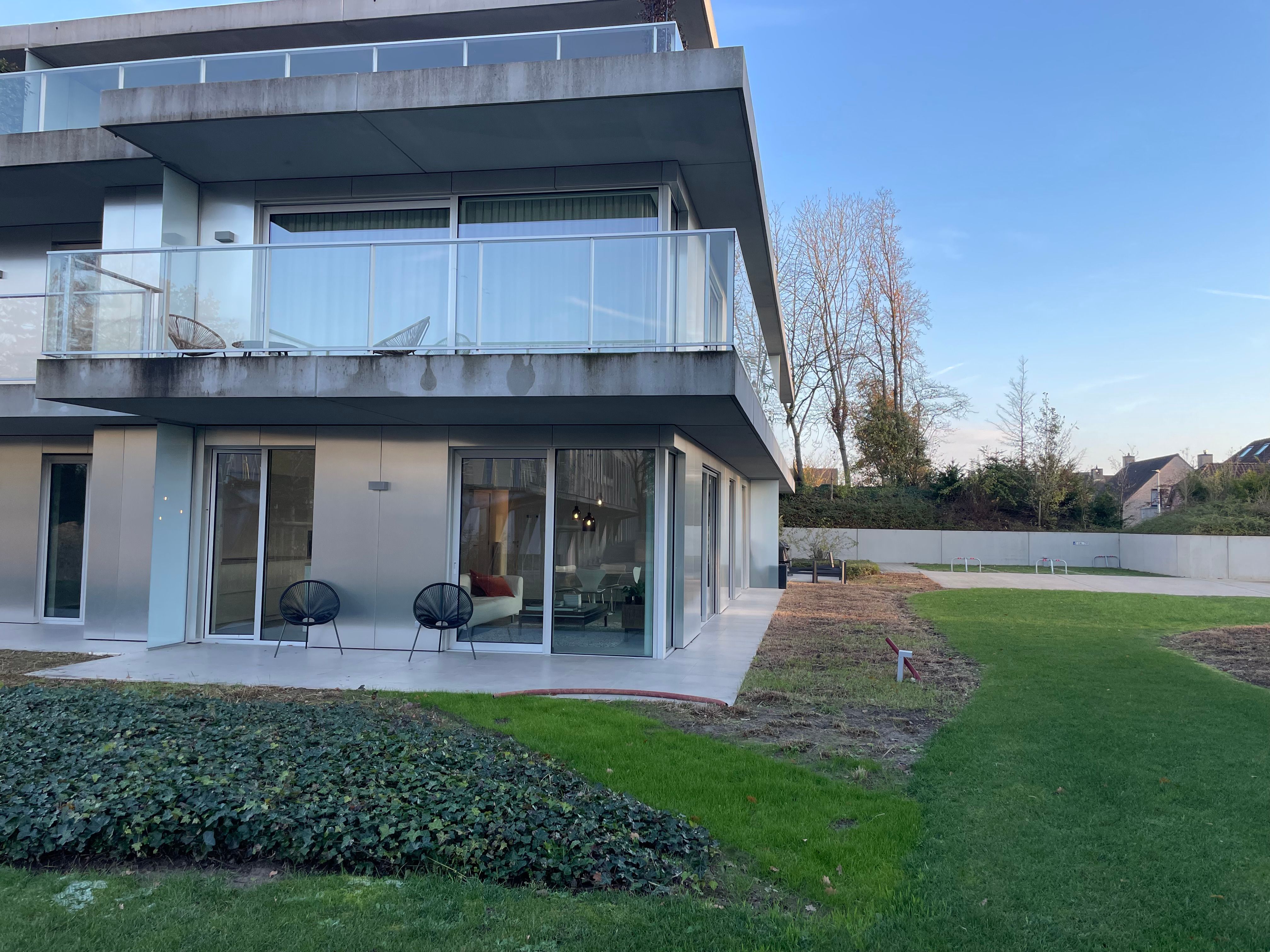 Twee-slaapkamer GELIJKVLOERS nieuwbouw hoekappartement + terras foto 32