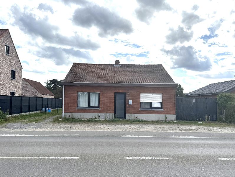 Hoofdfoto van de publicatie: Woning in OB op en met grond 9a33
