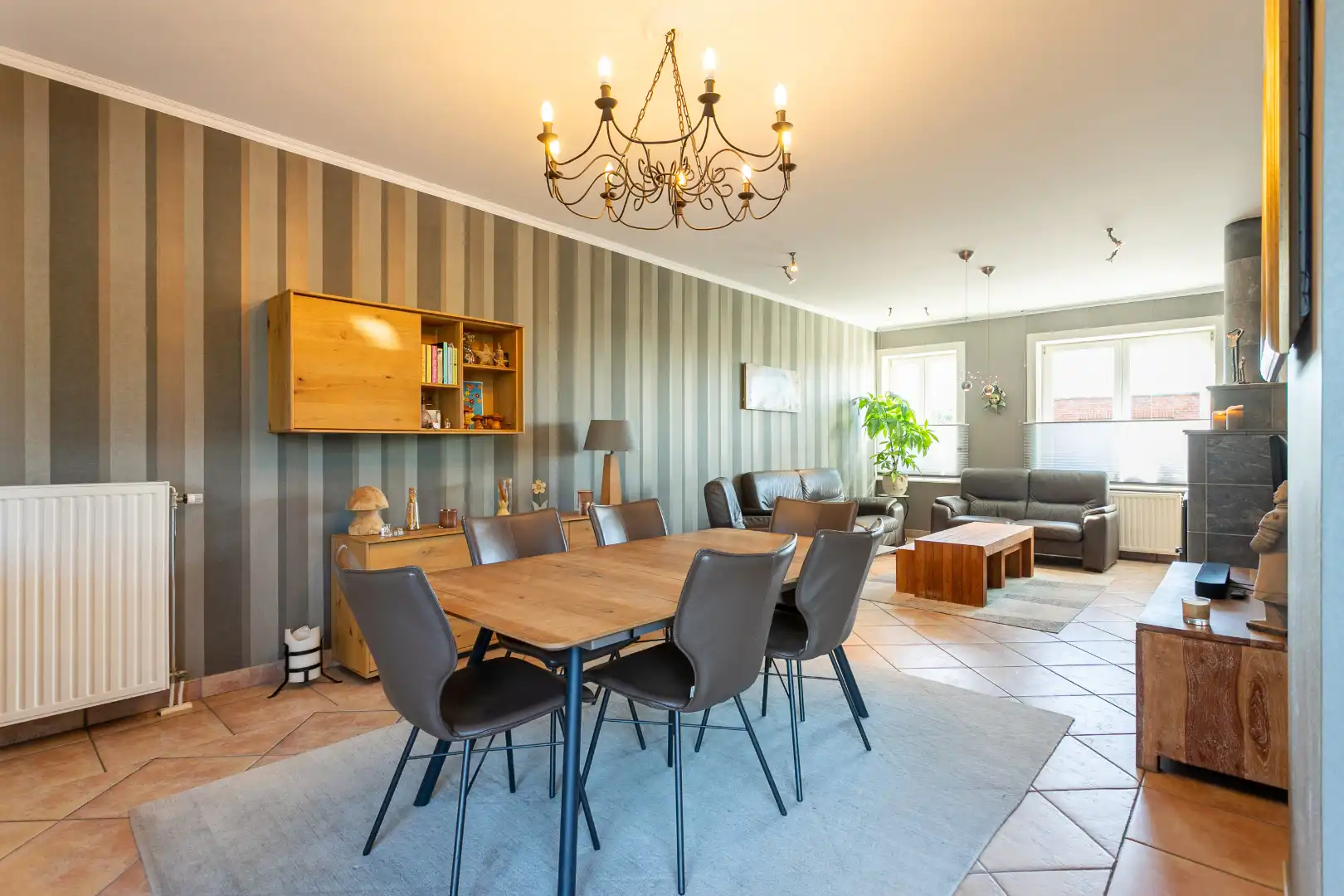Instapklare driegevelwoning met 4 slpk te Lembeek foto 7