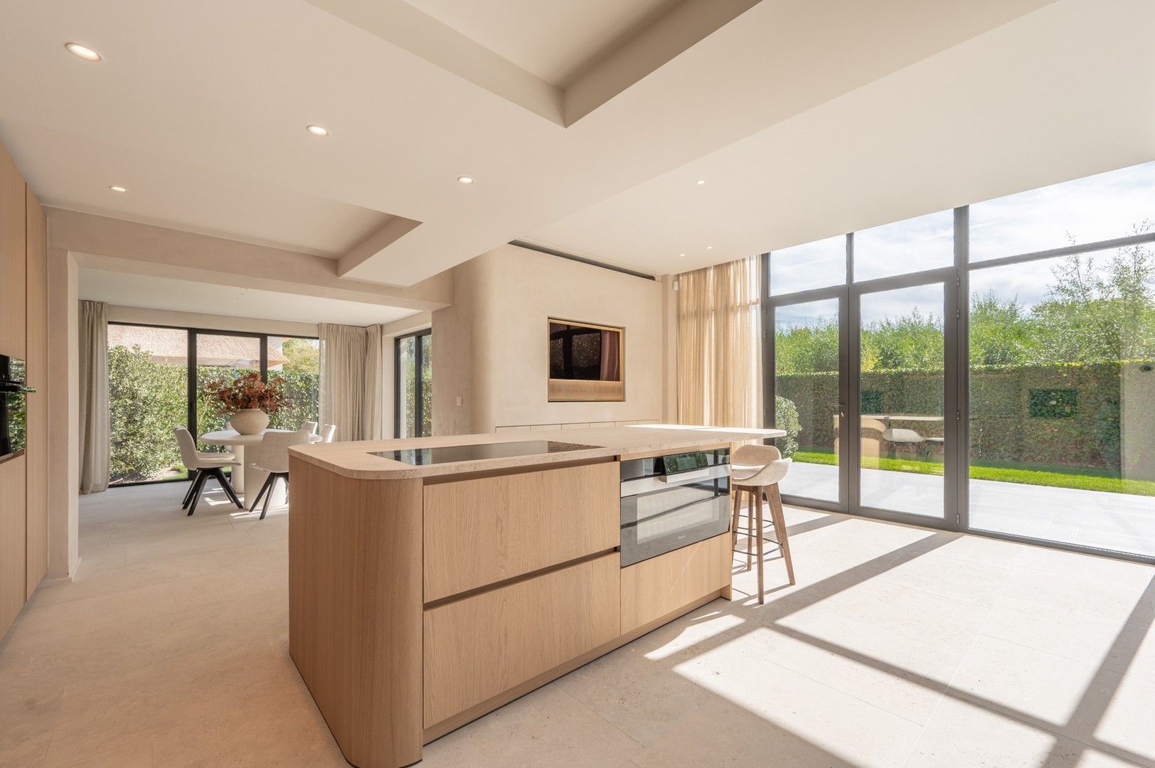 Aan de rand van het Zoute, vlakbij de Royal Zoute Golf Club: charmante villa in typische Zoute-stijl. foto 11