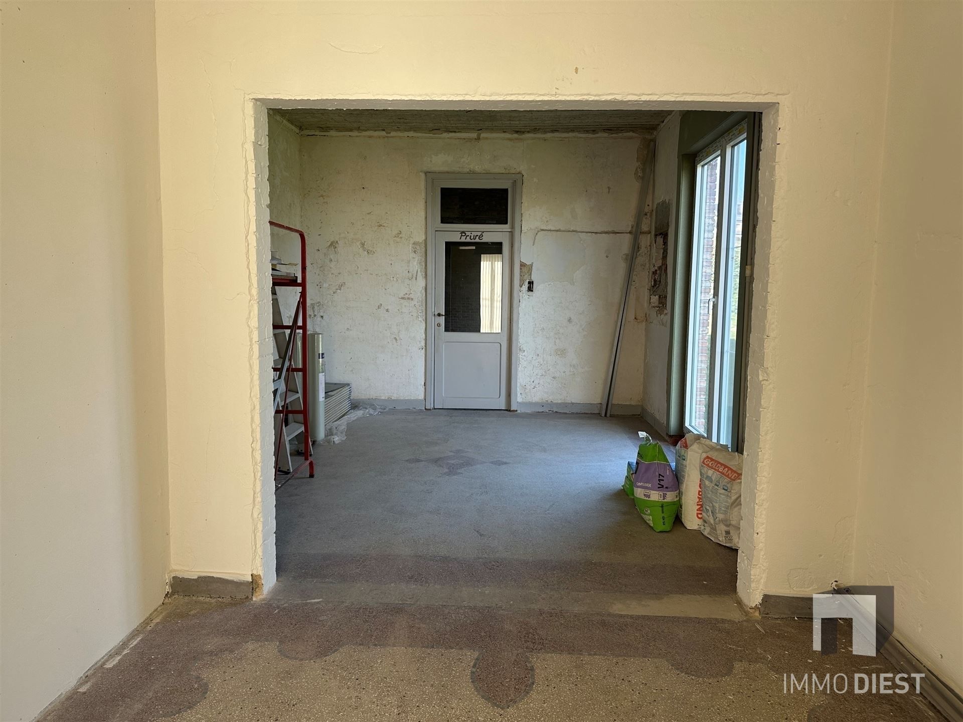Unieke woning met praktijk en bouwgrond op zichtlocatie foto 37