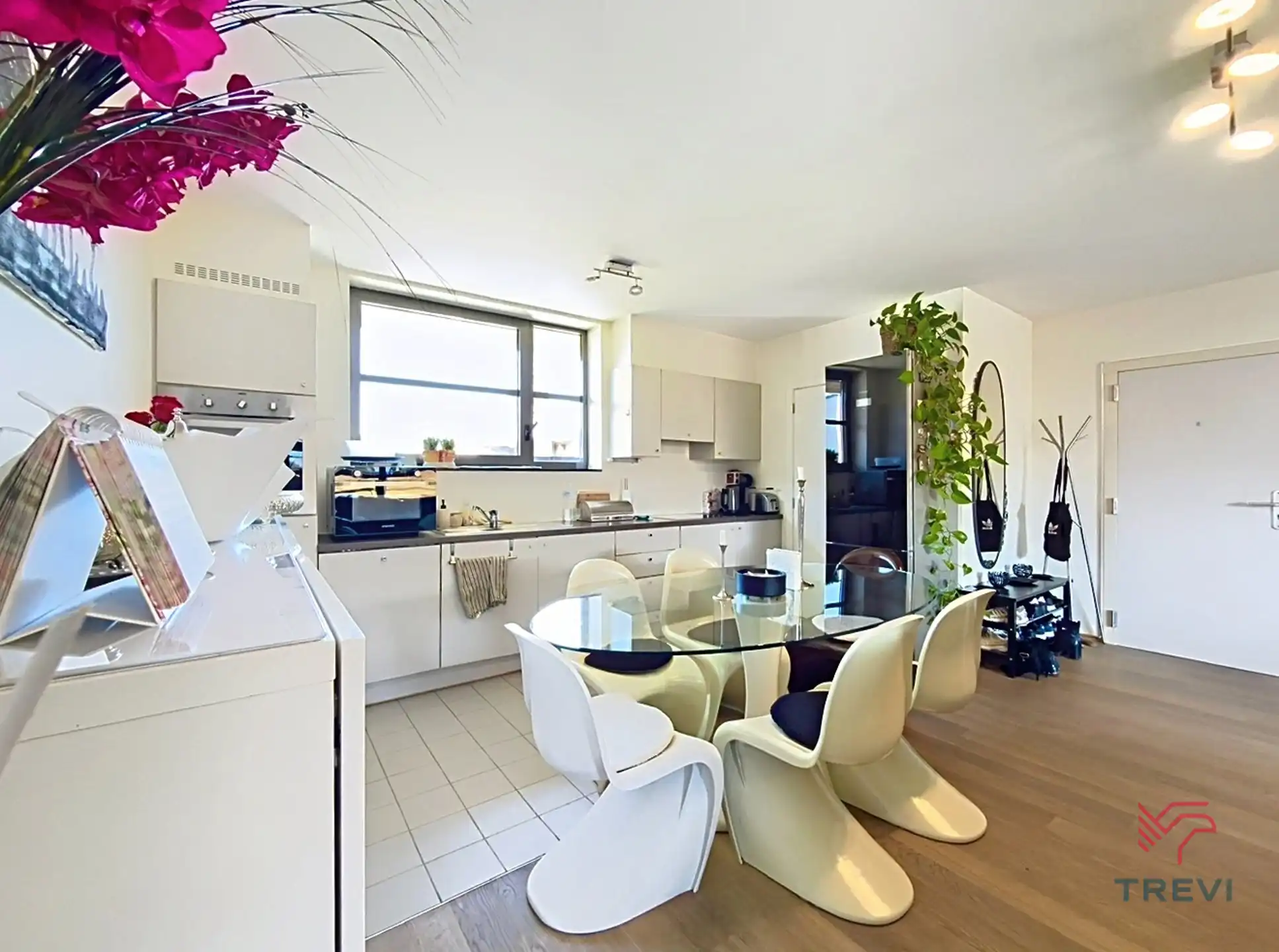 Appartement met 3 slaapkamers, terras, zwembad en fitnessruimte foto 7