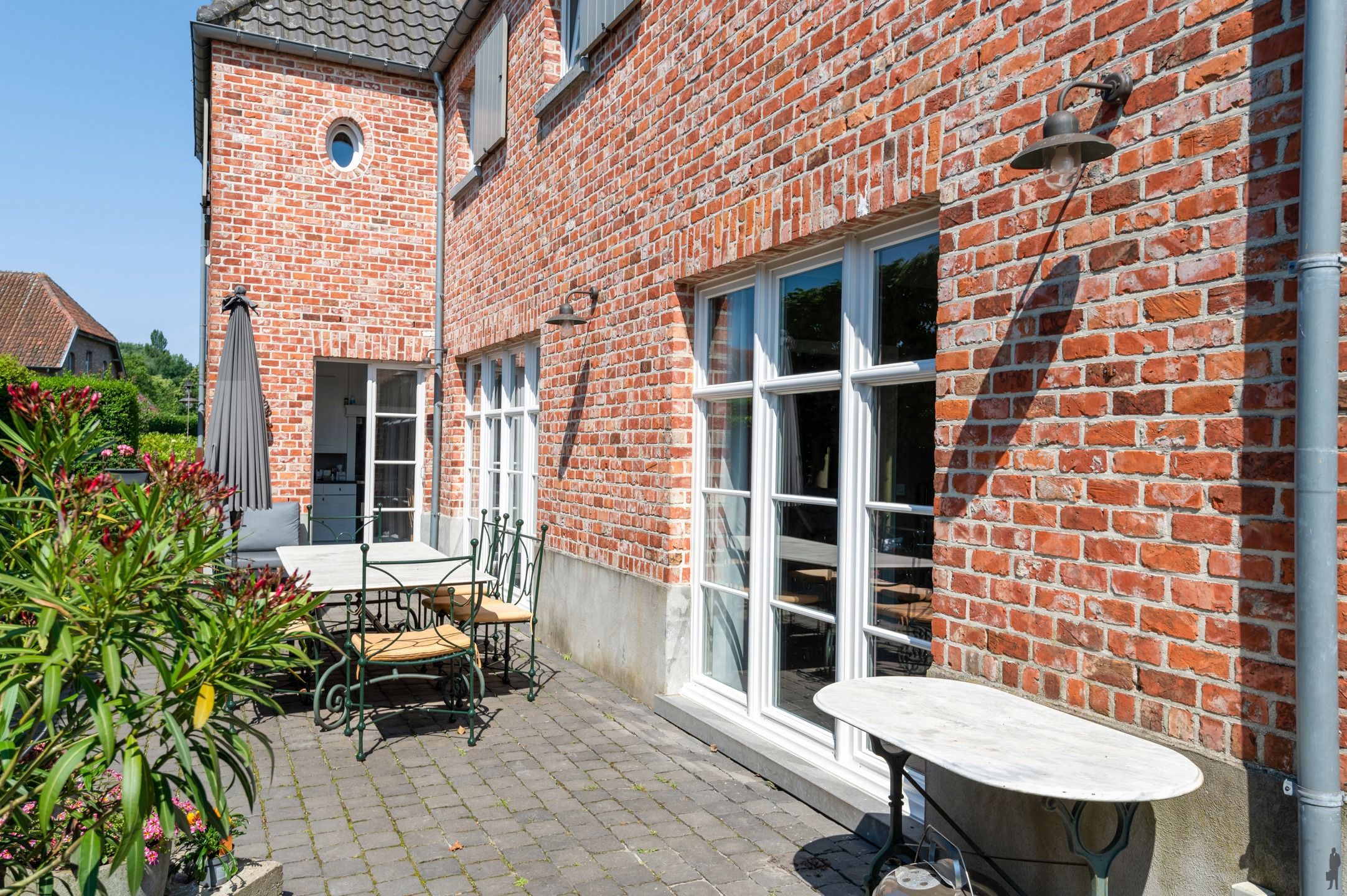 Prachtige villa op rustige locatie met achterliggend weiland. foto 8