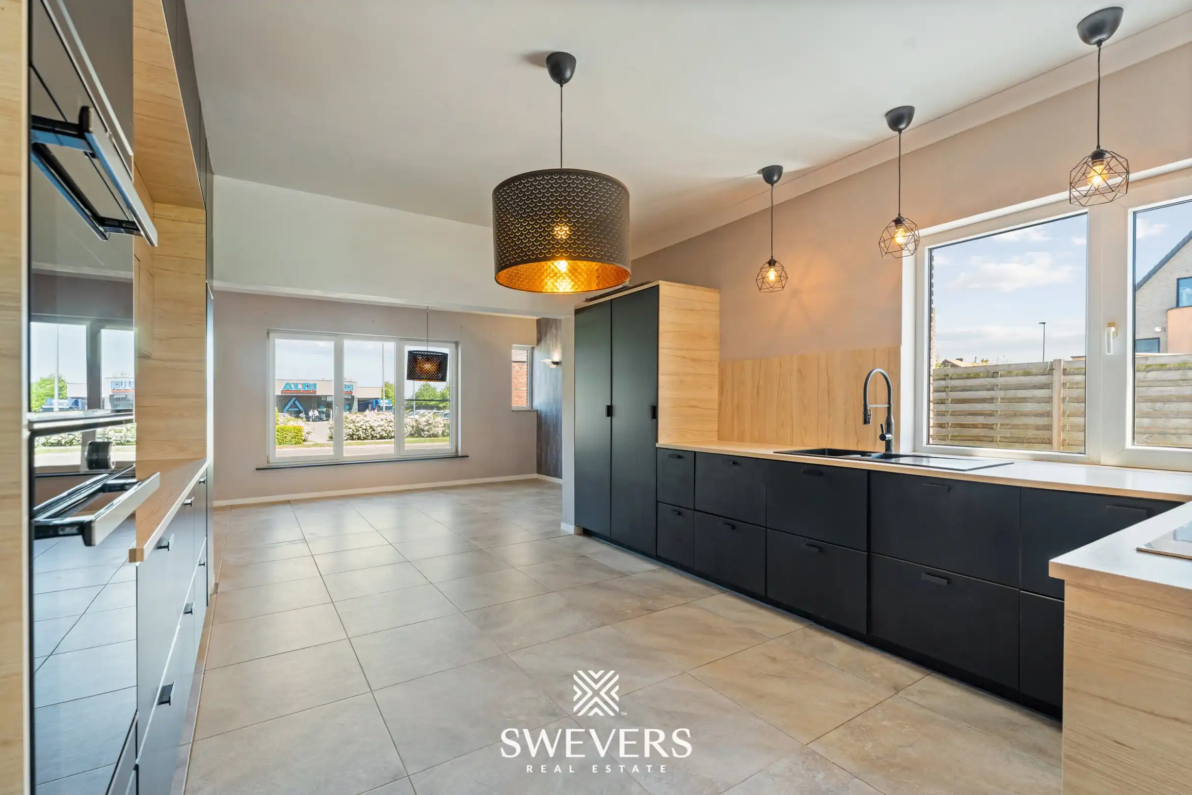 Royale woning met 4 slaapkamers en tal van mogelijkheden foto 5