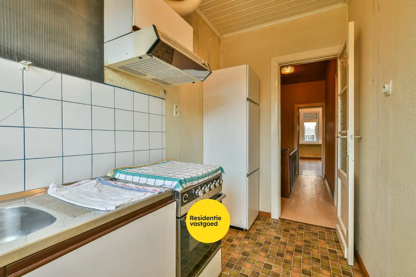Rijwoning met veel potentieel, garage en tuin nabij centrum Blankenberge foto 6