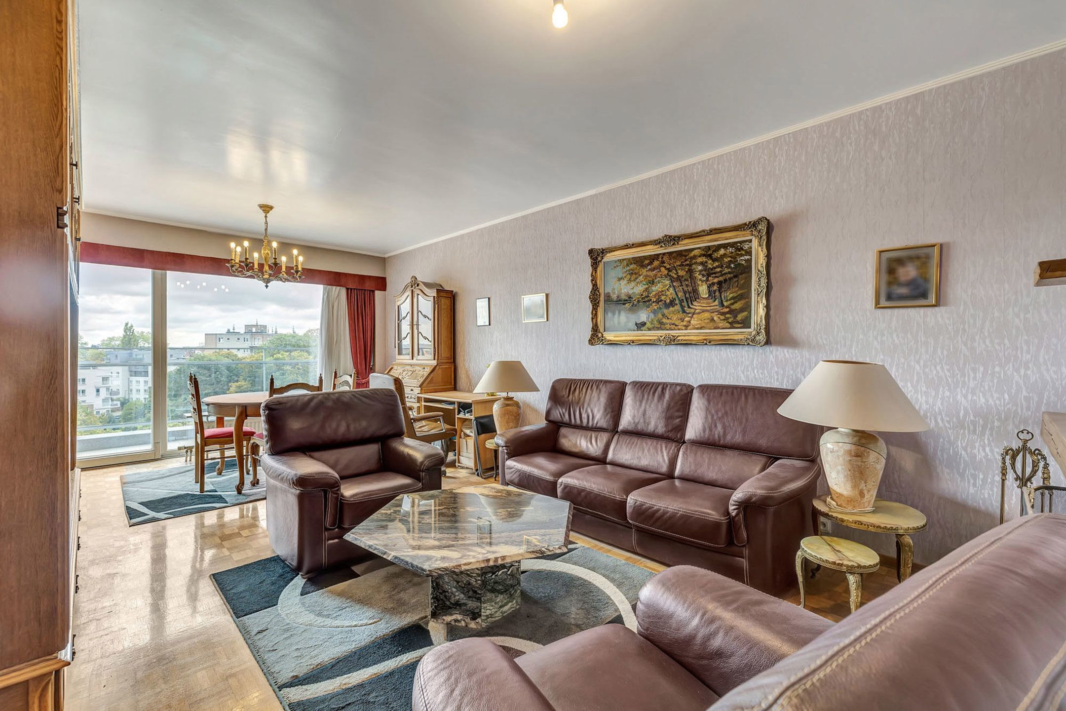 3-slaapkamer-appartement te koop in Molenbeek! foto 2