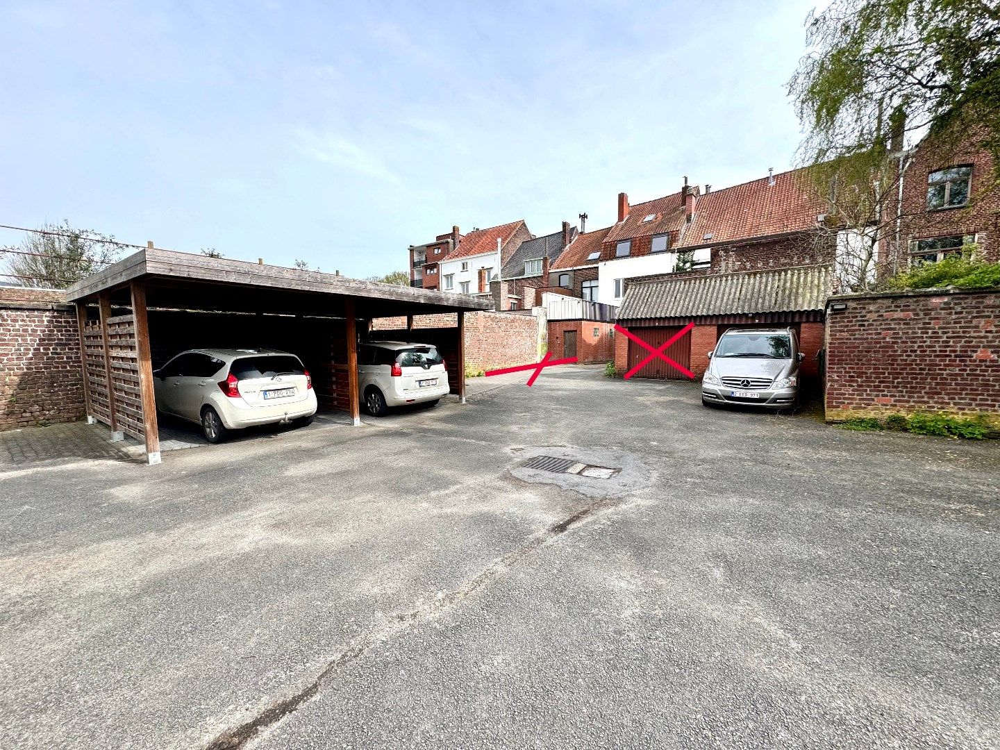 GARAGECOMPLEX IN CENTRUM IEPER (10 GARAGES + 2 CARPORTS) foto 6