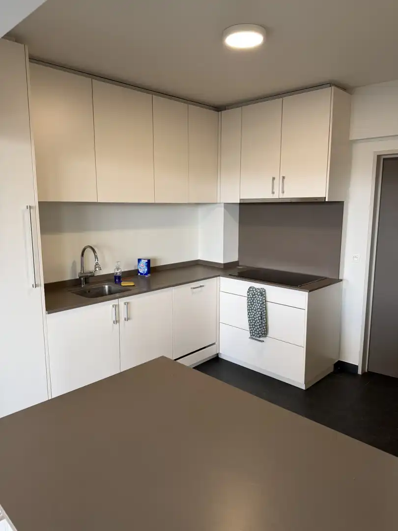 2 slaapkamer appartement met prachtig zicht foto 9