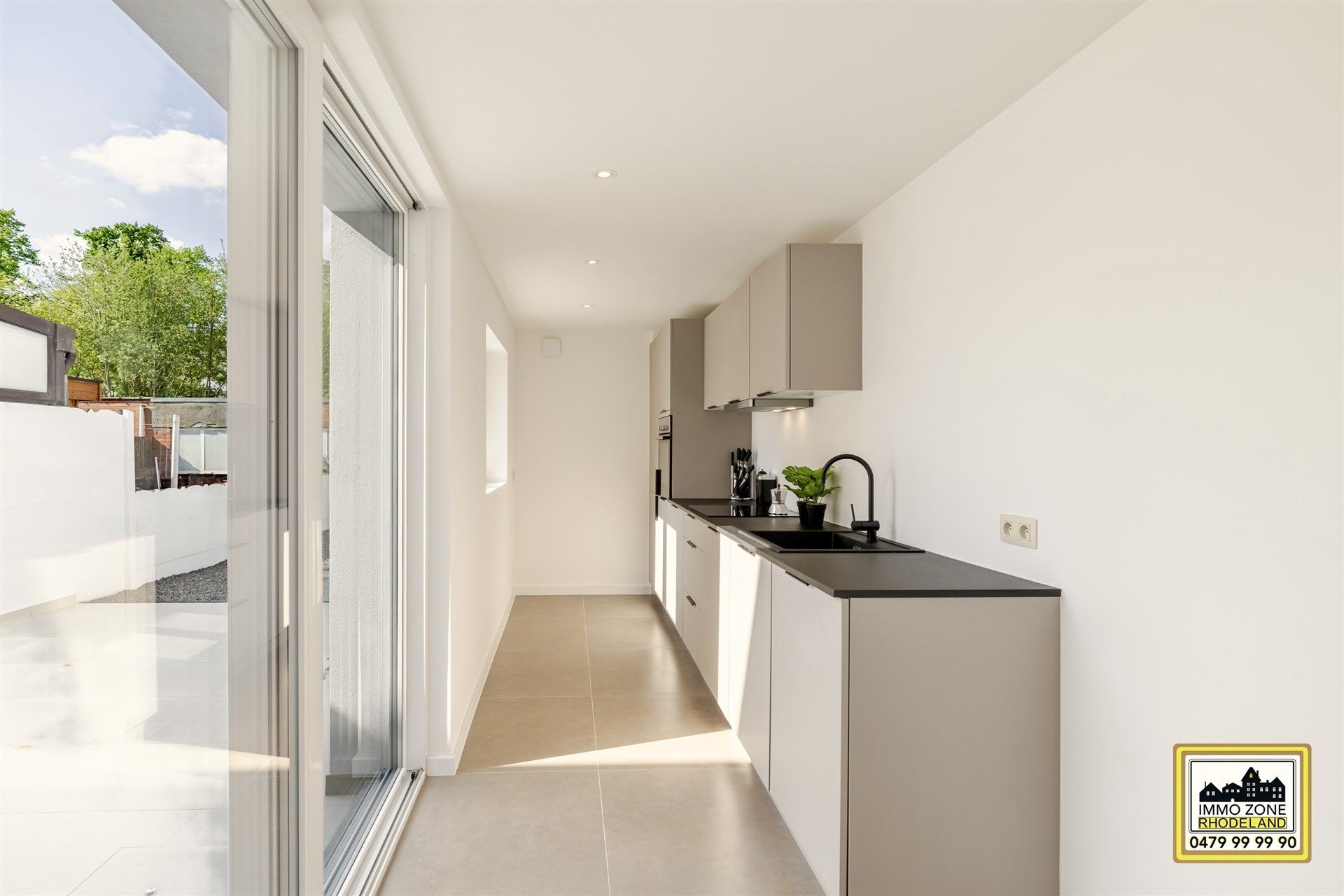 Super instapklare woning met 3 slpks, garage en tuin foto 10