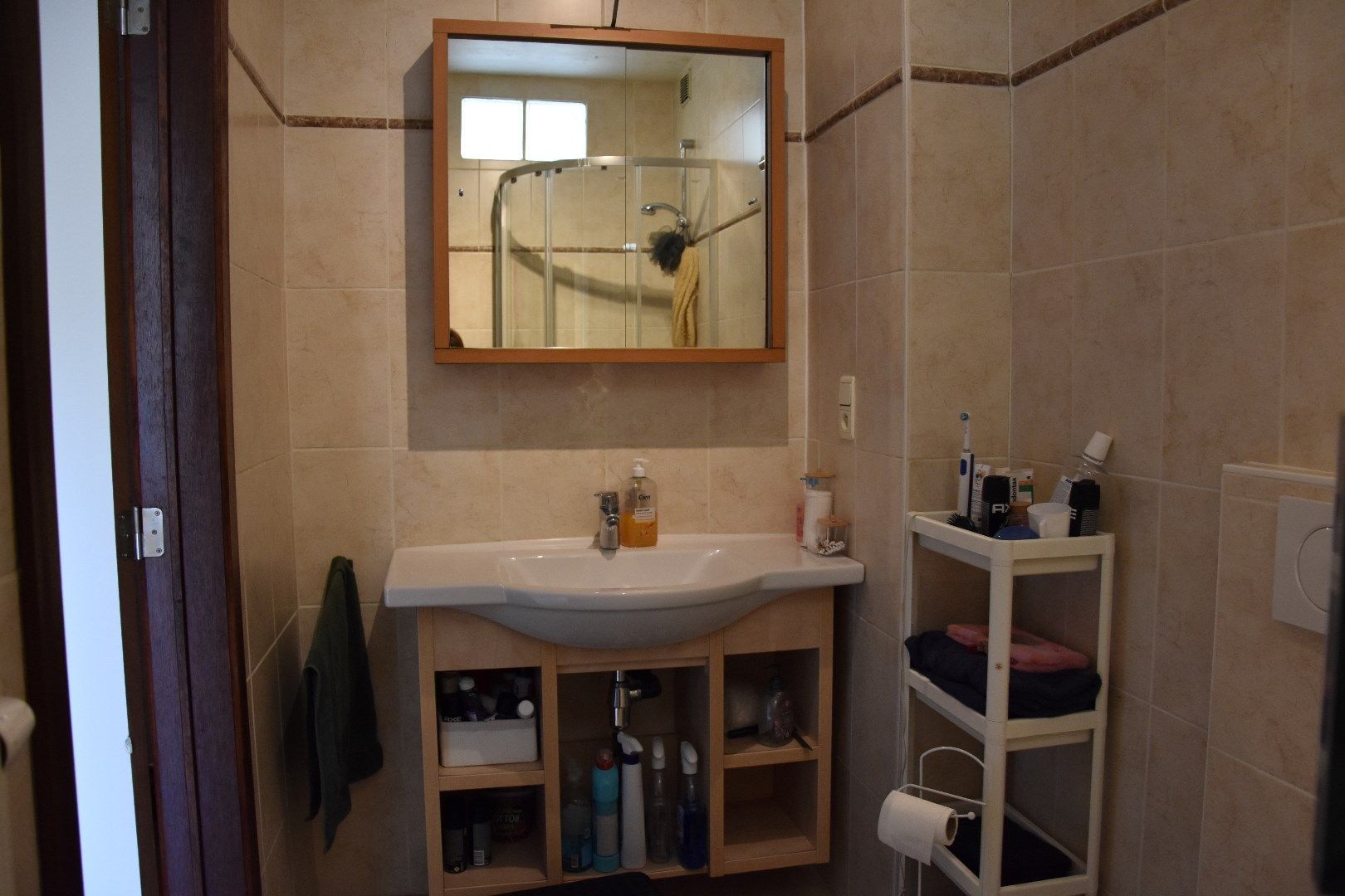 2 slaapkamer appartement met klein koertje  foto 7