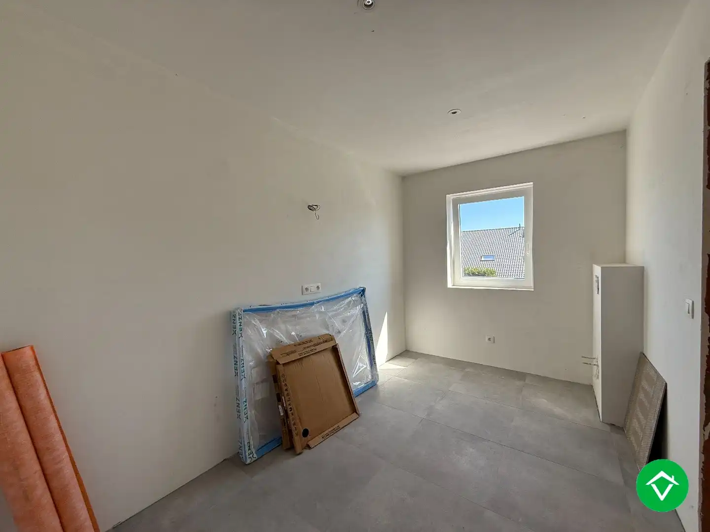 Centraal gelegen nieuwbouwwoning met 3 slaapkamers, tuin en overdekte autostaanplaats foto 13