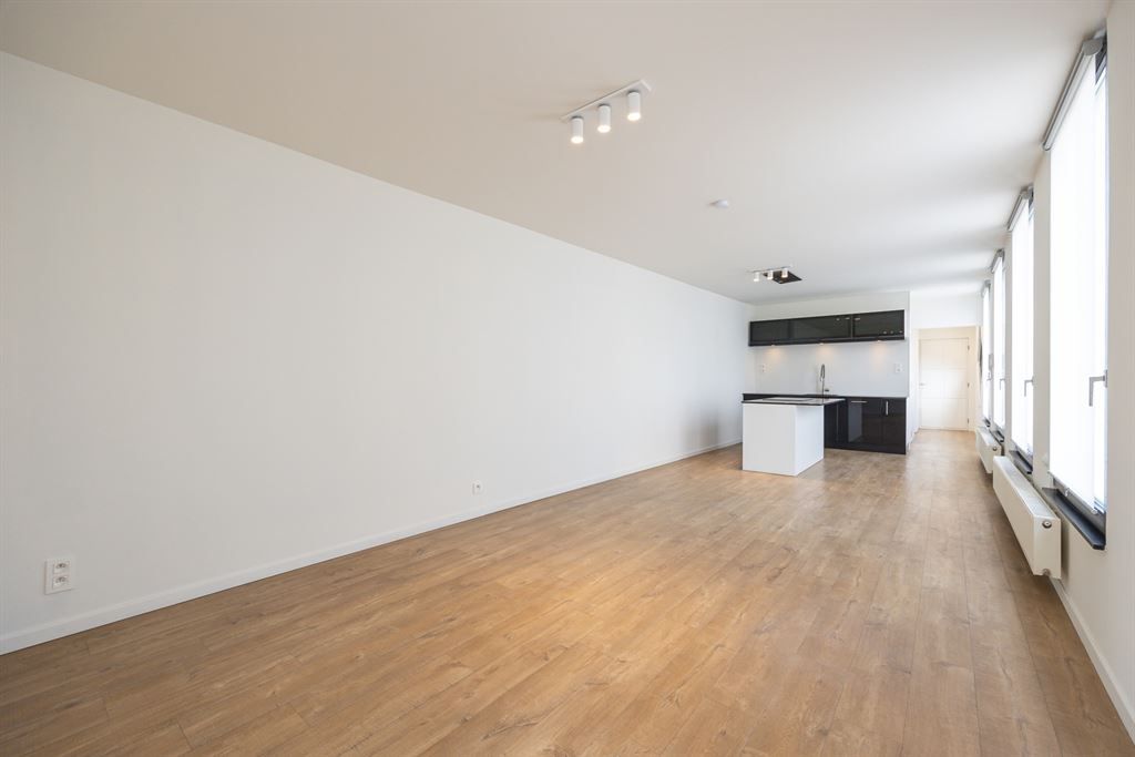 Instapklaar appartement op centrale locatie foto 9