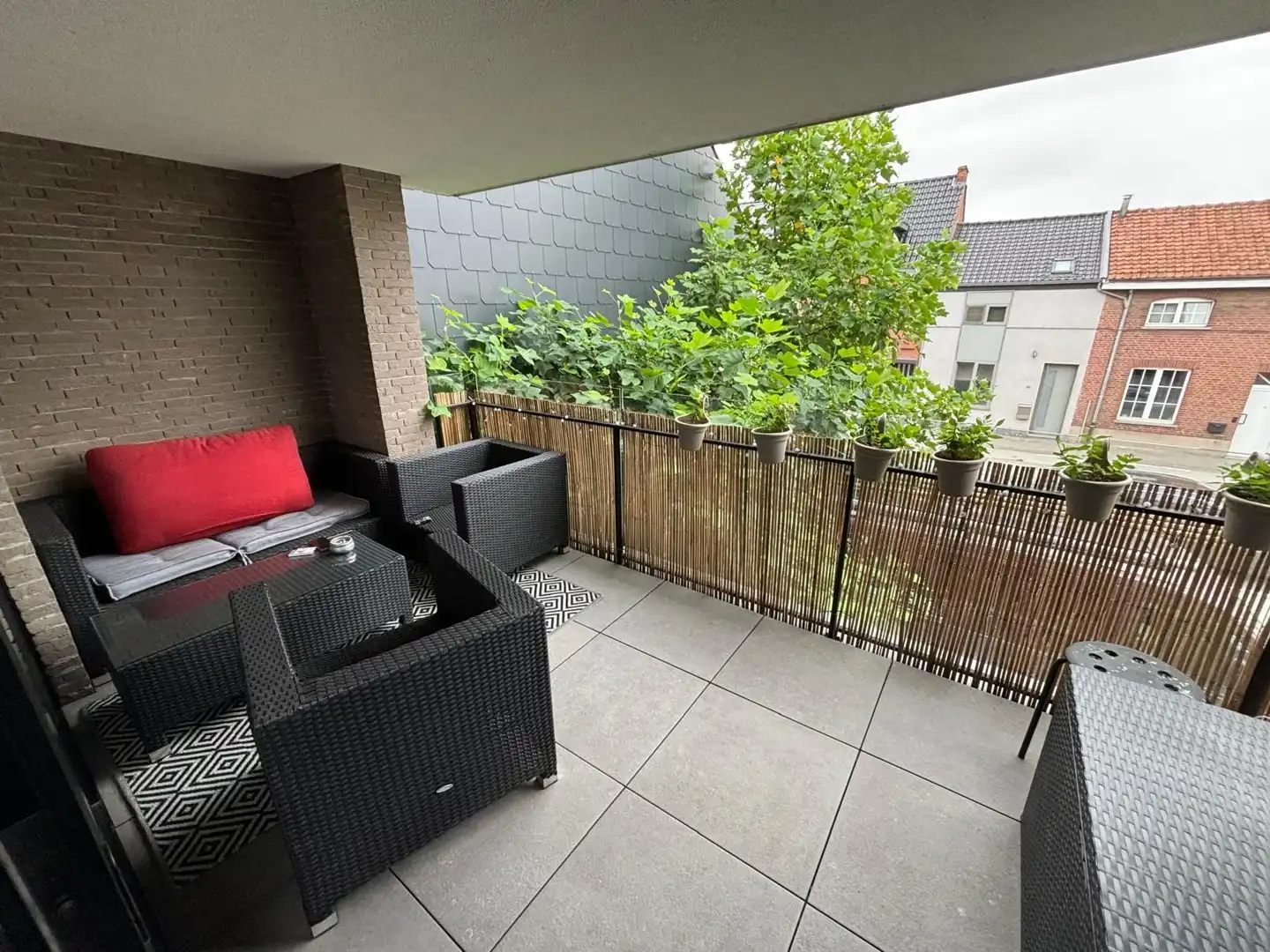Prachtig appartement met 2 slaapkamers en ruim, zongericht terras te Hasselt. foto 6