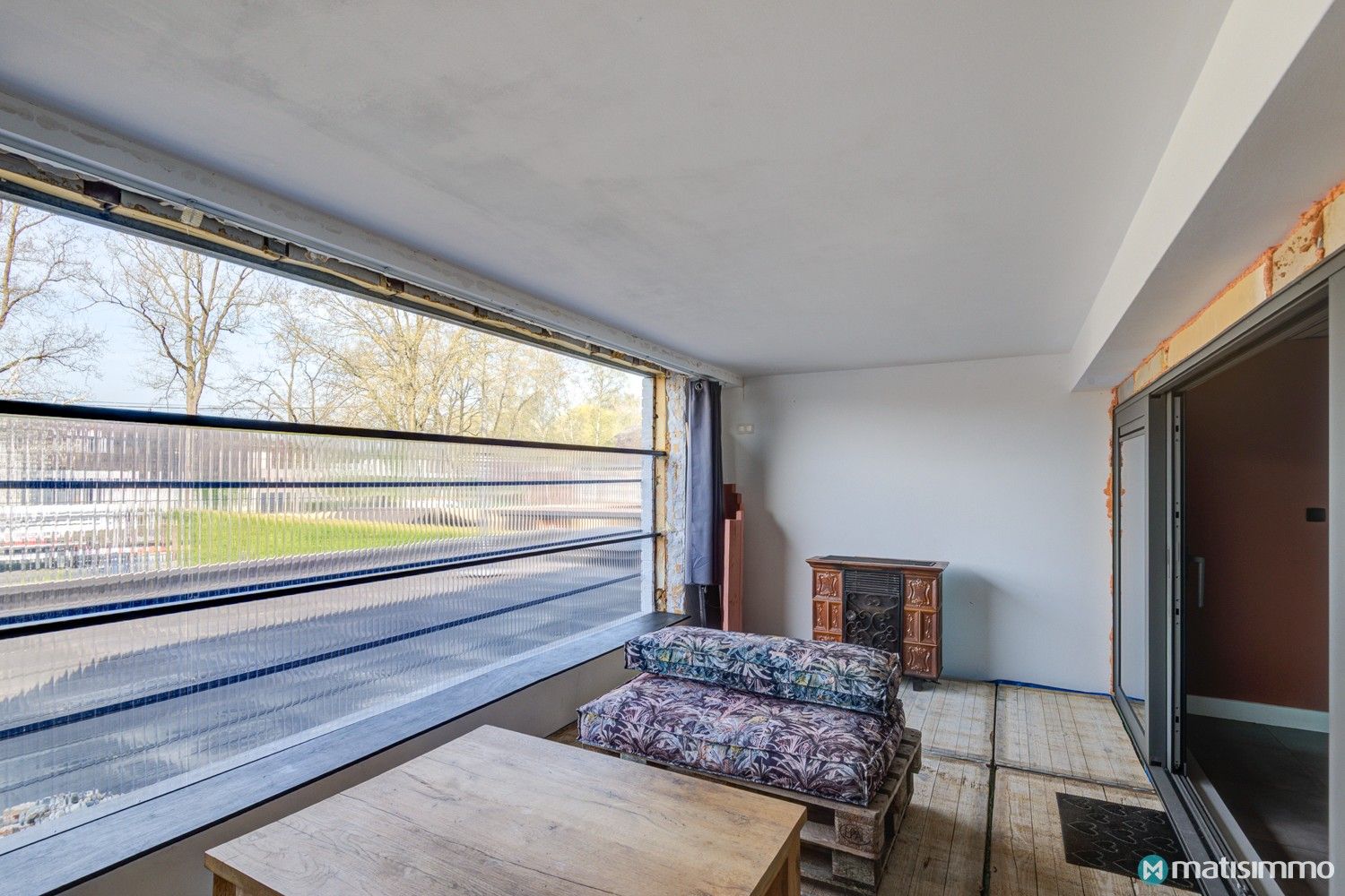 RUIM, DEELS GERENOVEERD DUPLEXAPPARTEMENT MET 3 SLAAPKAMERS, GROOT TERRAS, GARAGEBOX EN AUTOSTAANPLAATS foto 14