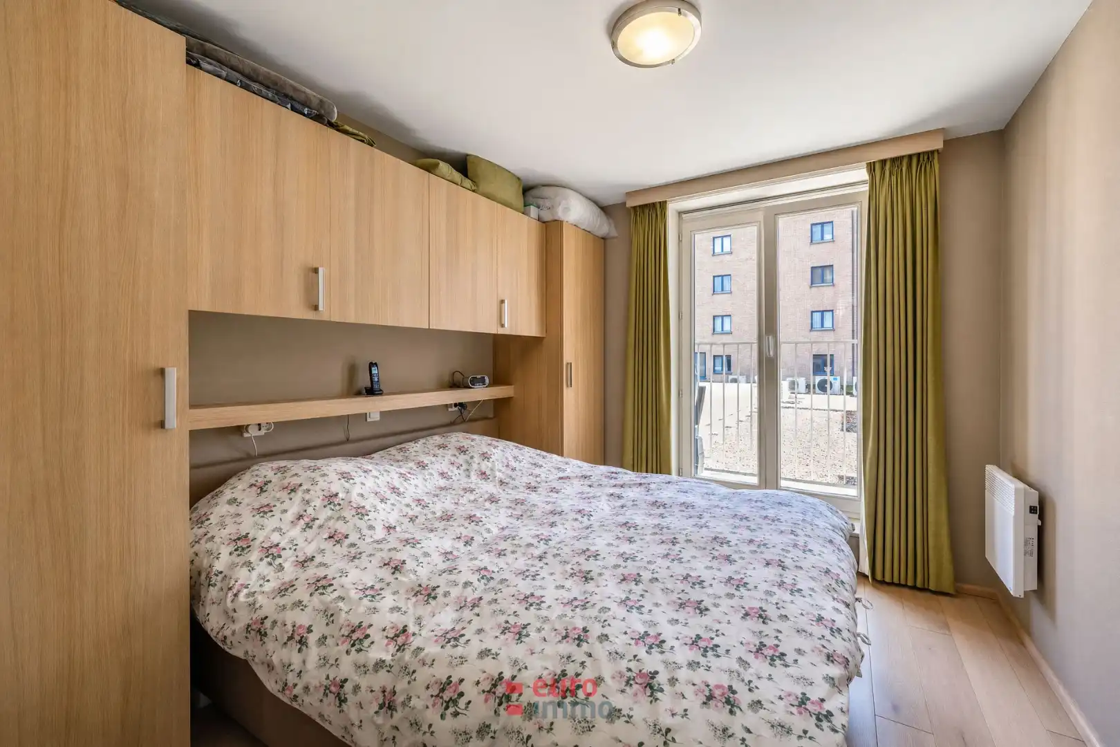 Pal in de winkel/wandelstraat gelegen appartement met 2 slaapkamers én super terras! foto 15