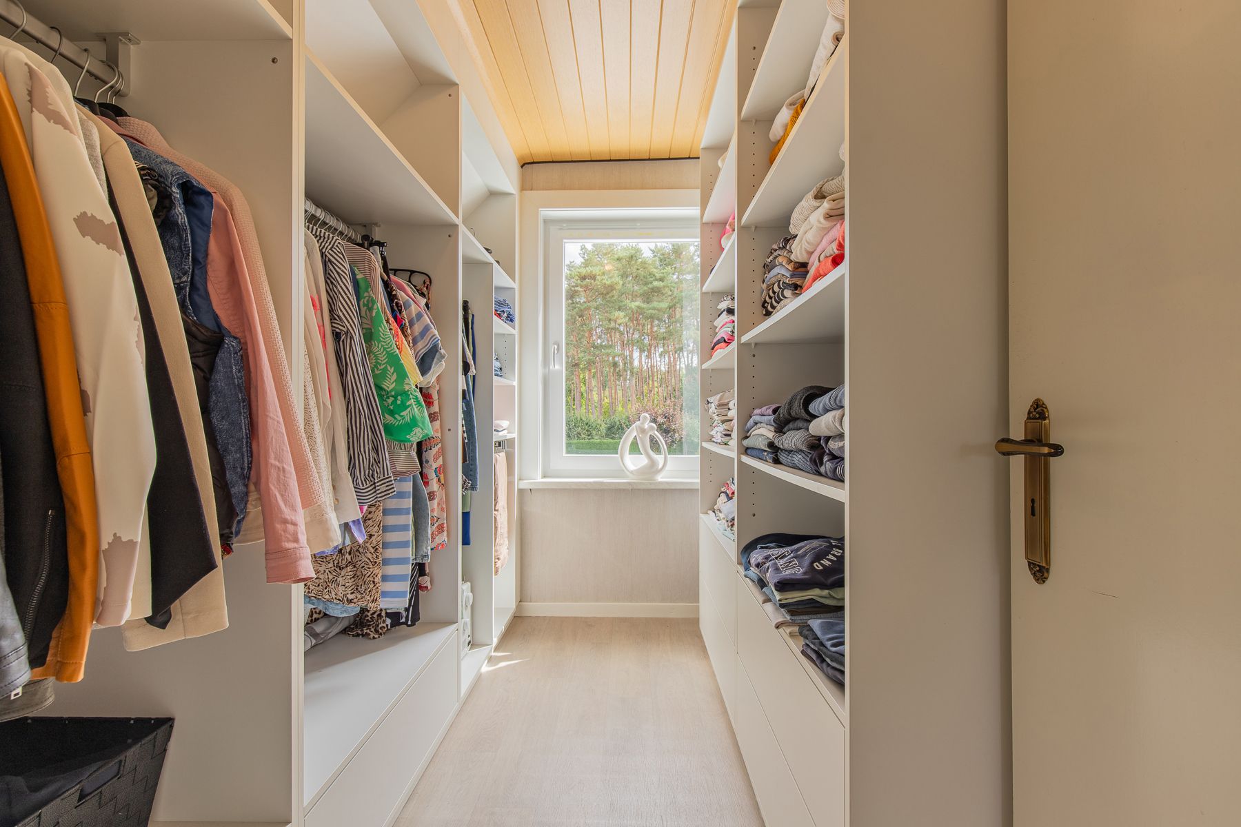 Charmante woning met tuin foto 11