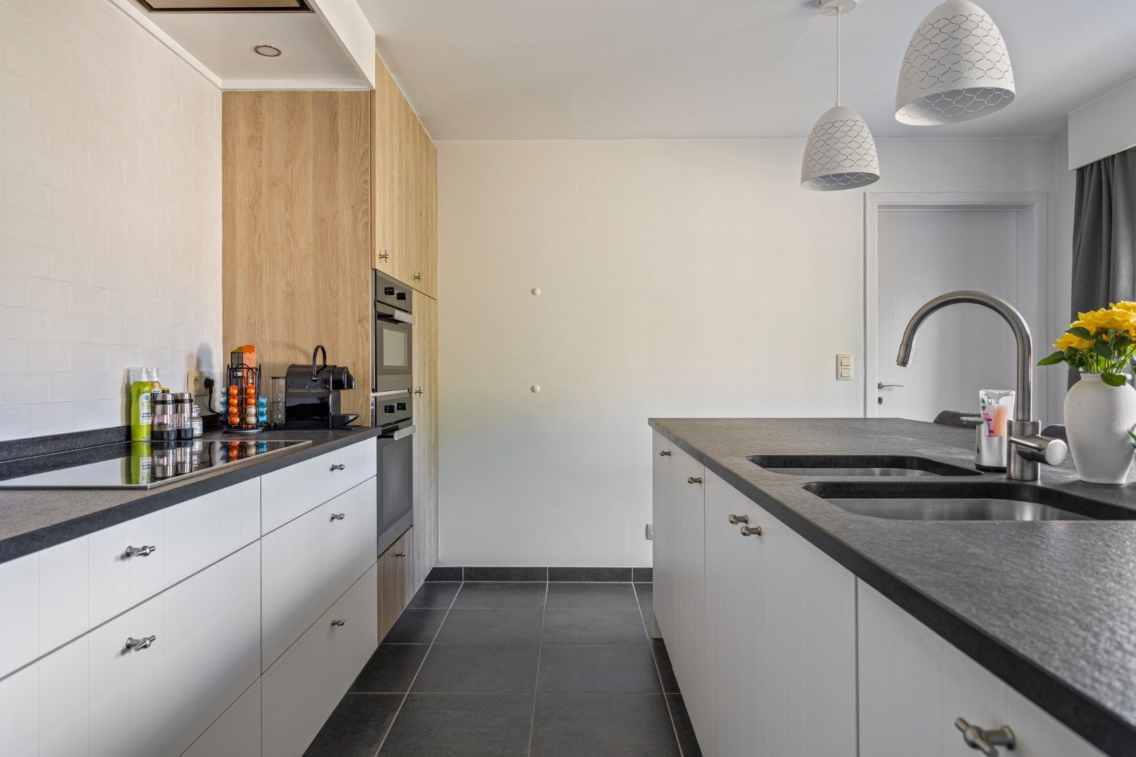 Instapklare woning met 3 ruime slaapkamers op 599 m² te OLV Olen ! foto 13