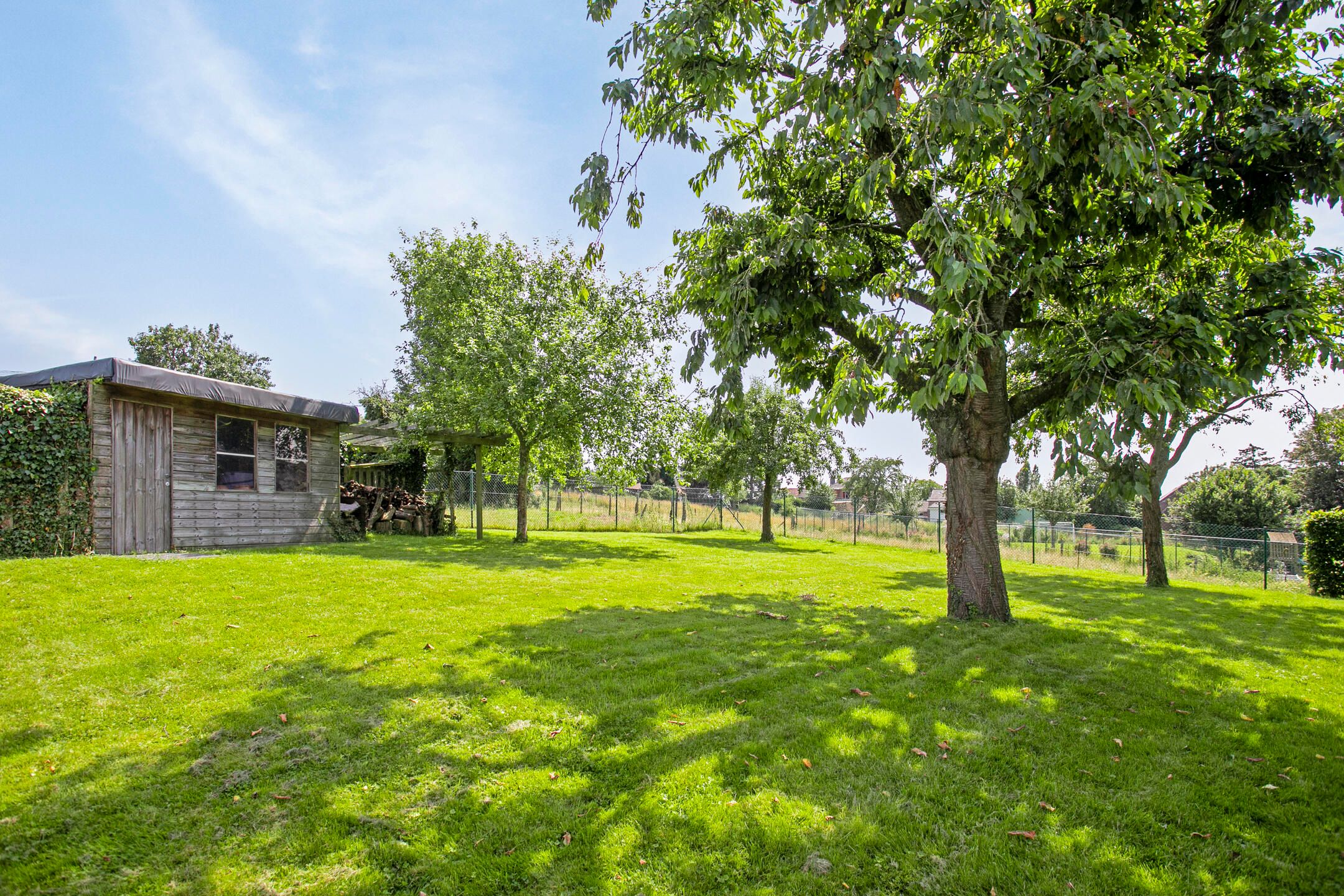 Uniek wonen in de dorpskern foto 6