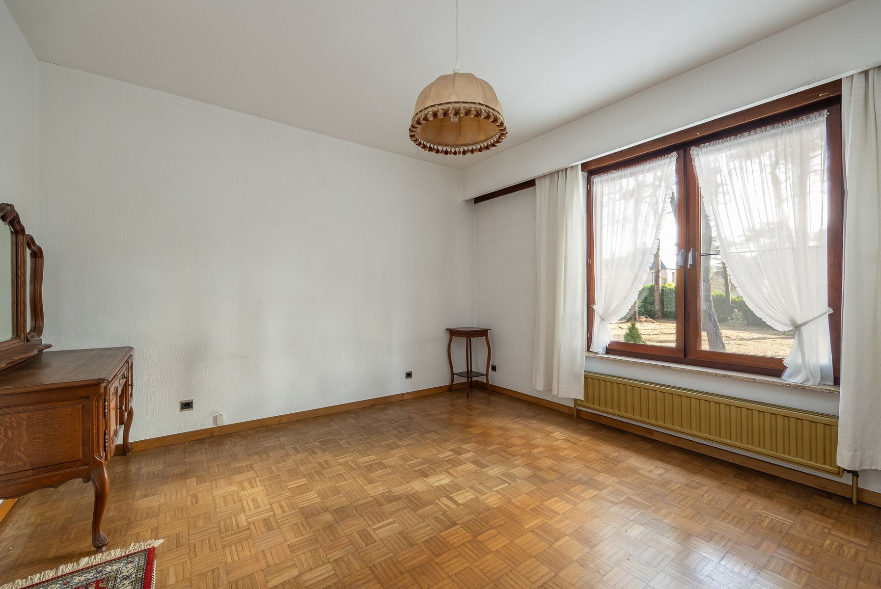 Laagbouwvilla met 3 slaapkamers op perceel grond van 1.831m². Zuidoost georiënteerd.  foto 10