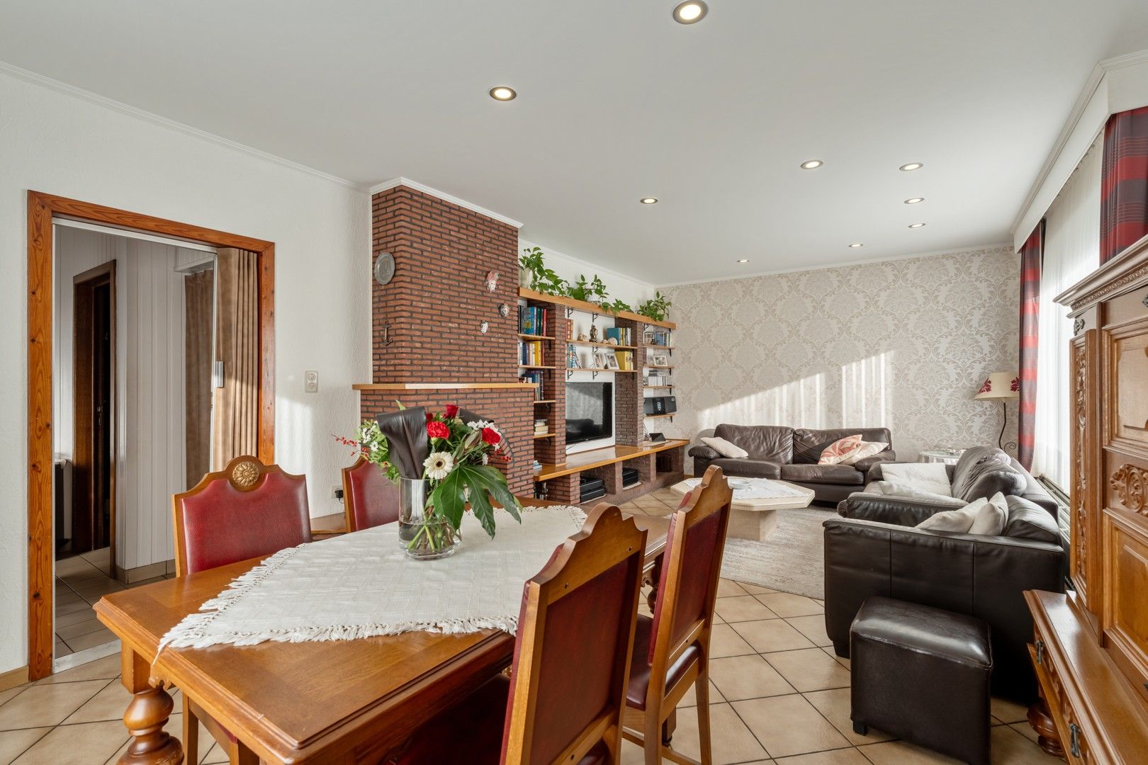 Te renoveren woning met enorm potentieel in de rustige Leliestraat – Houthalen-Oost foto 3