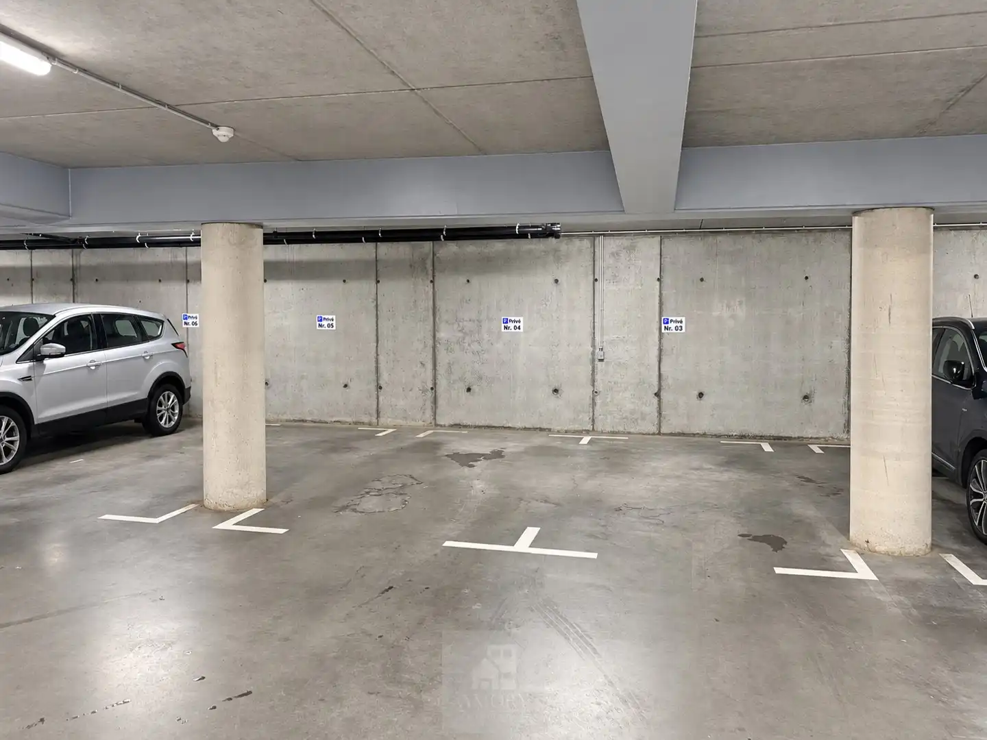 Recent en energiezuinig 1-slaapkamerappartement met autostaanplaats in Wondelgem foto 14