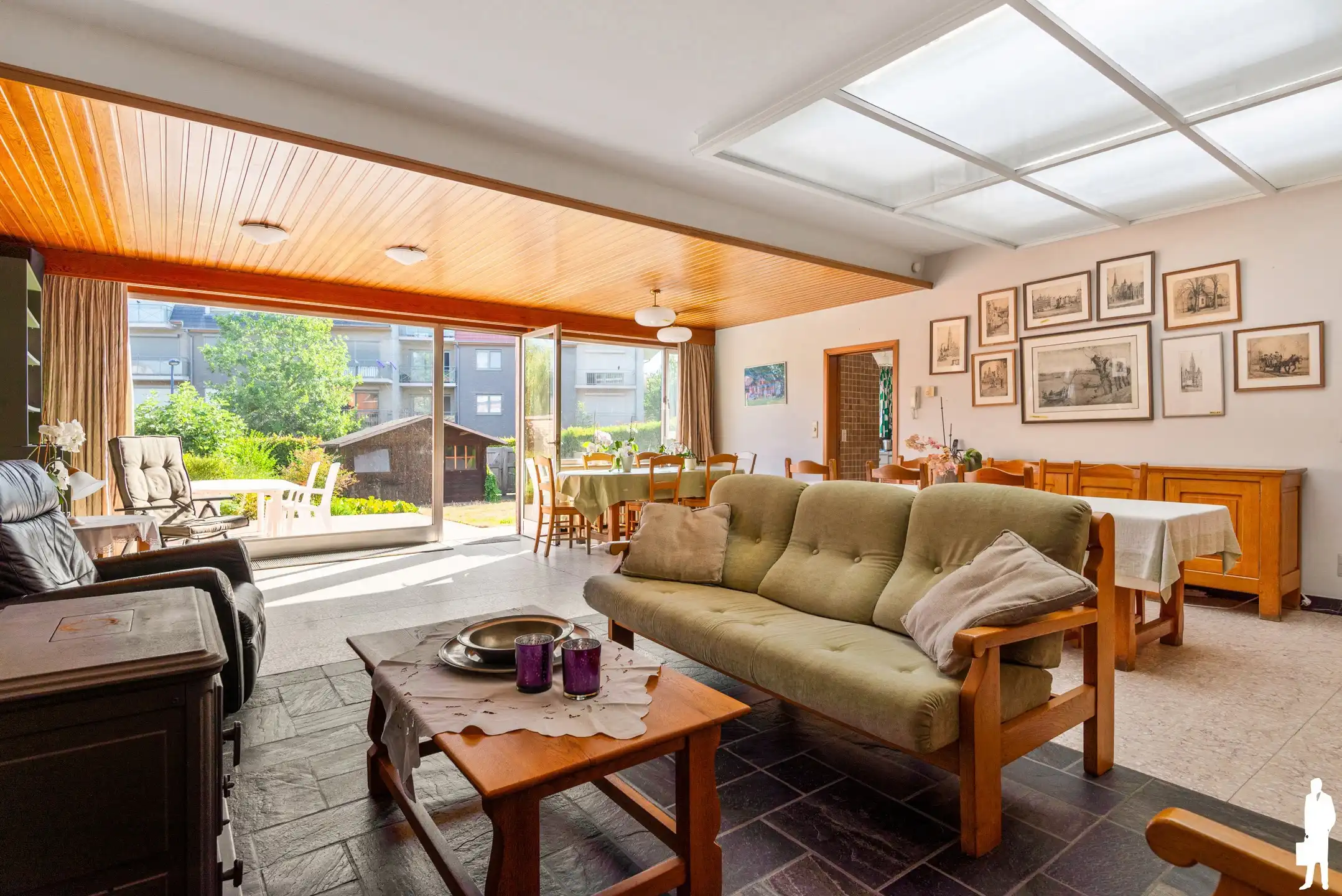 Te renoveren woning met veel mogelijkheden foto 3