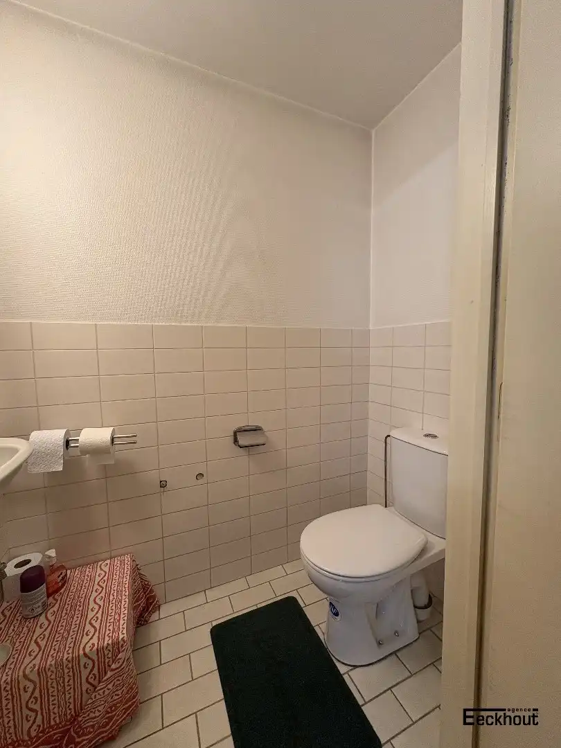 Verzorgde kantoorruimte/studio in centrum Oostende, om de hoek van zeedijk en strand! foto 7