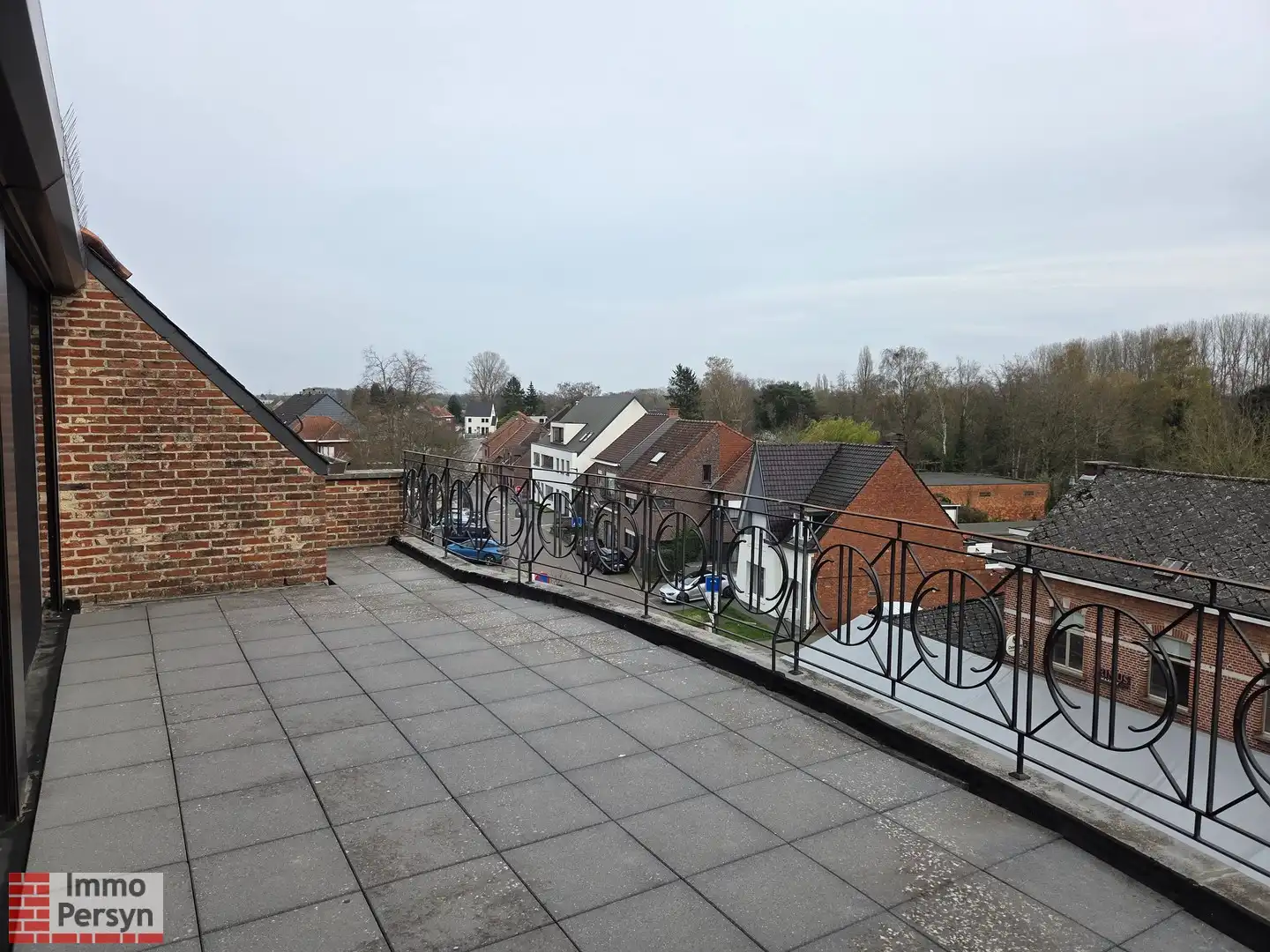 Ruime gerenoveerde triplex te Begijnendijk foto 7