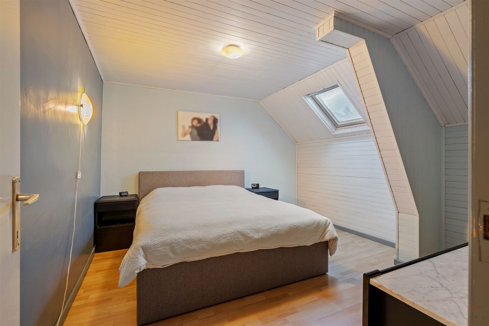 Instapklare gezinswoning met 3 slaapkamers en garage foto 8