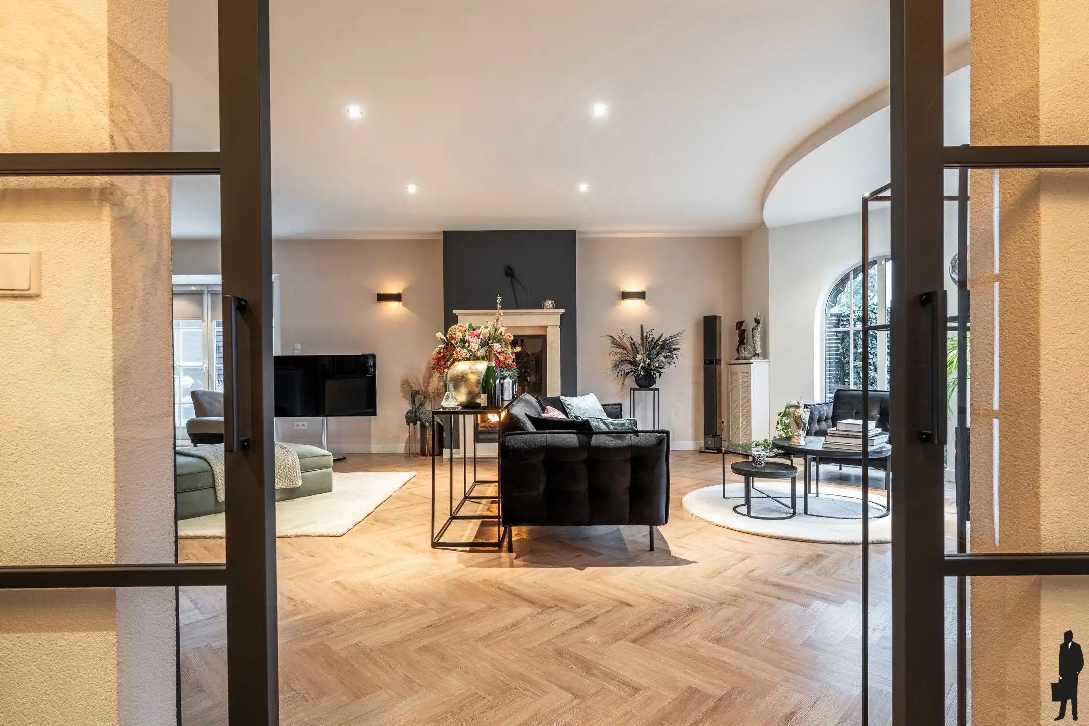 Exclusieve villa met gastenverblijf en zwembad op de grens in Weelde foto 10