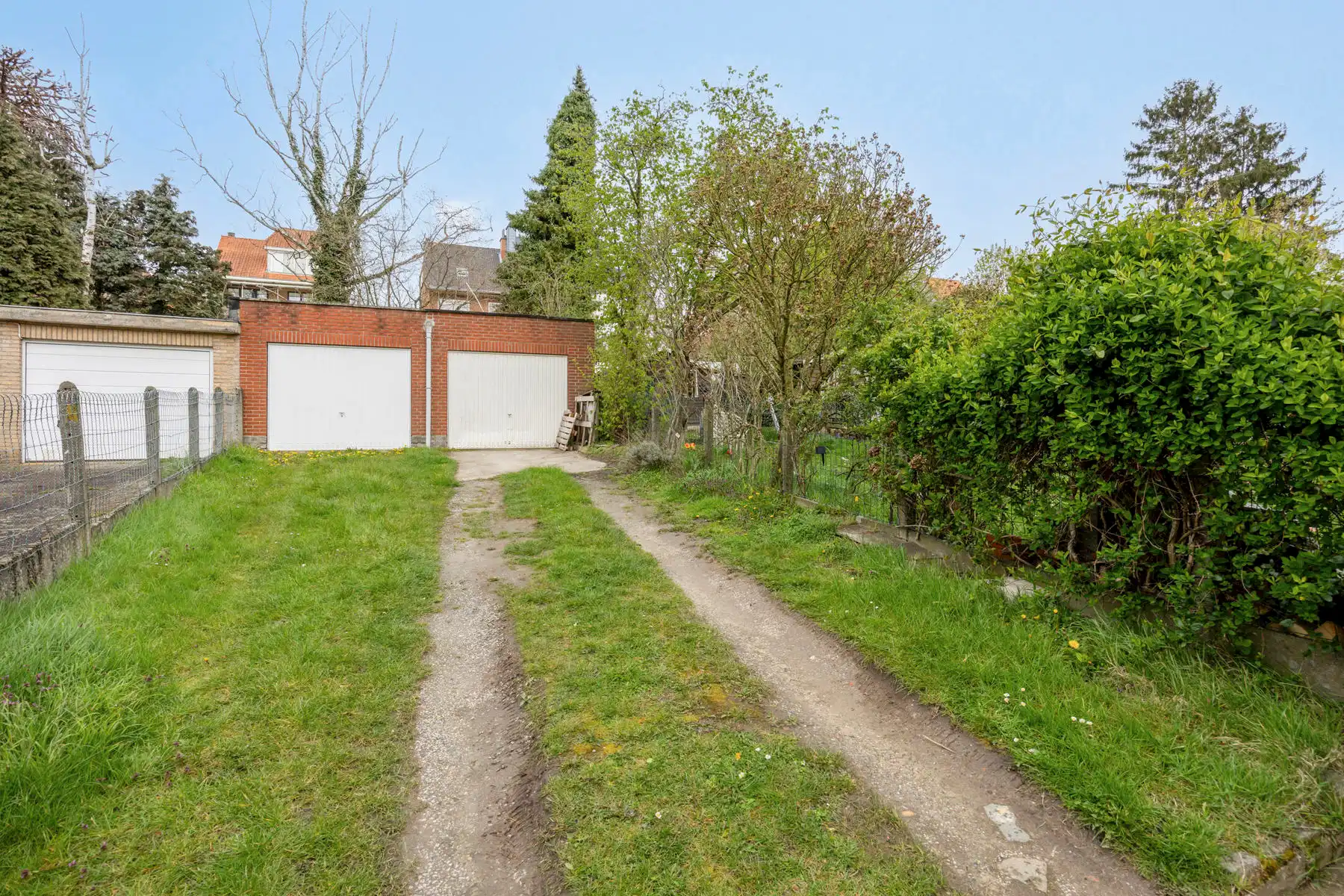 2-slaapkamerappartement met terras, garage en kelder foto 15