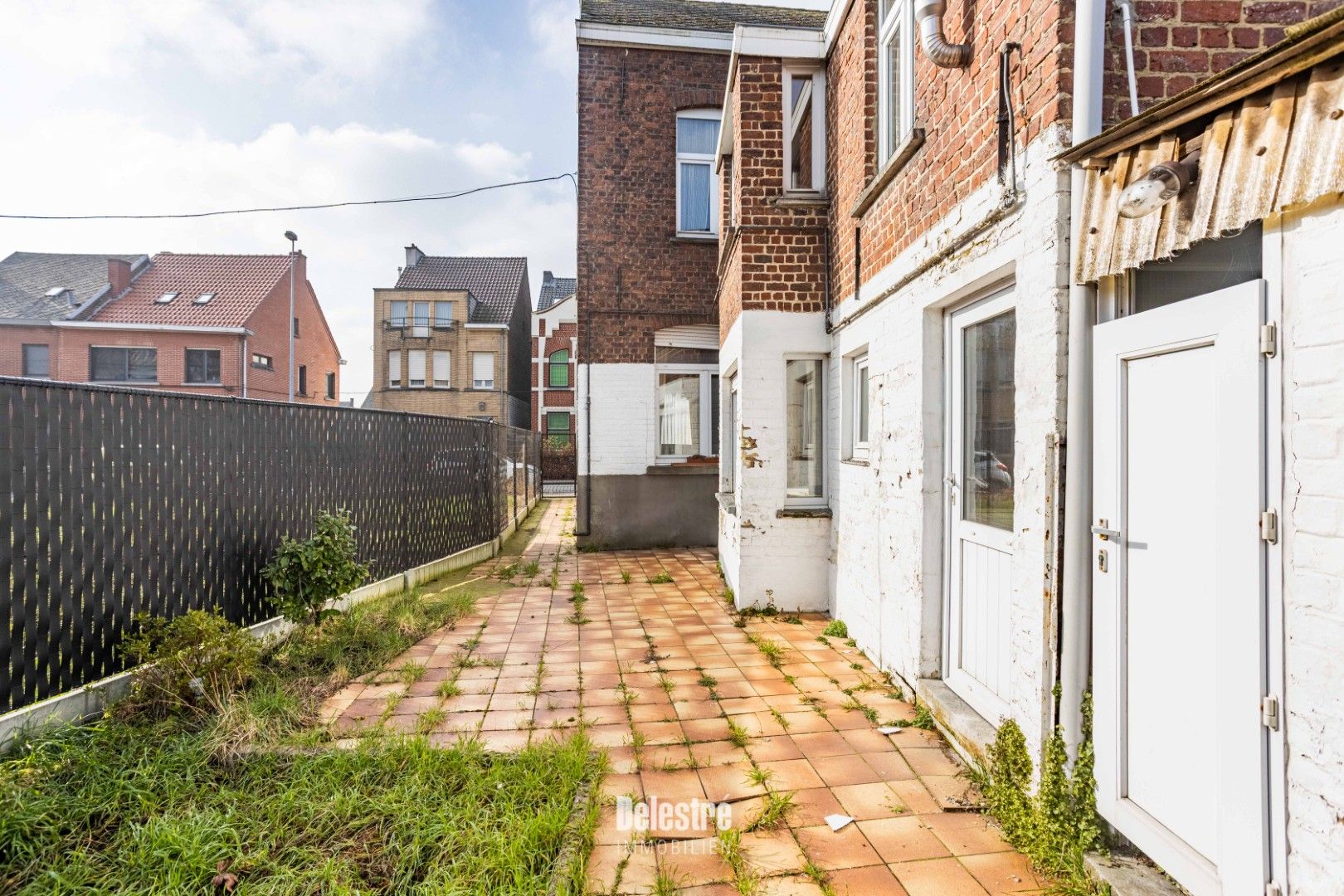 TE RENOVEREN WONING MET ZALIGE TUIN OP RUSTIGE LOCATIE foto 35