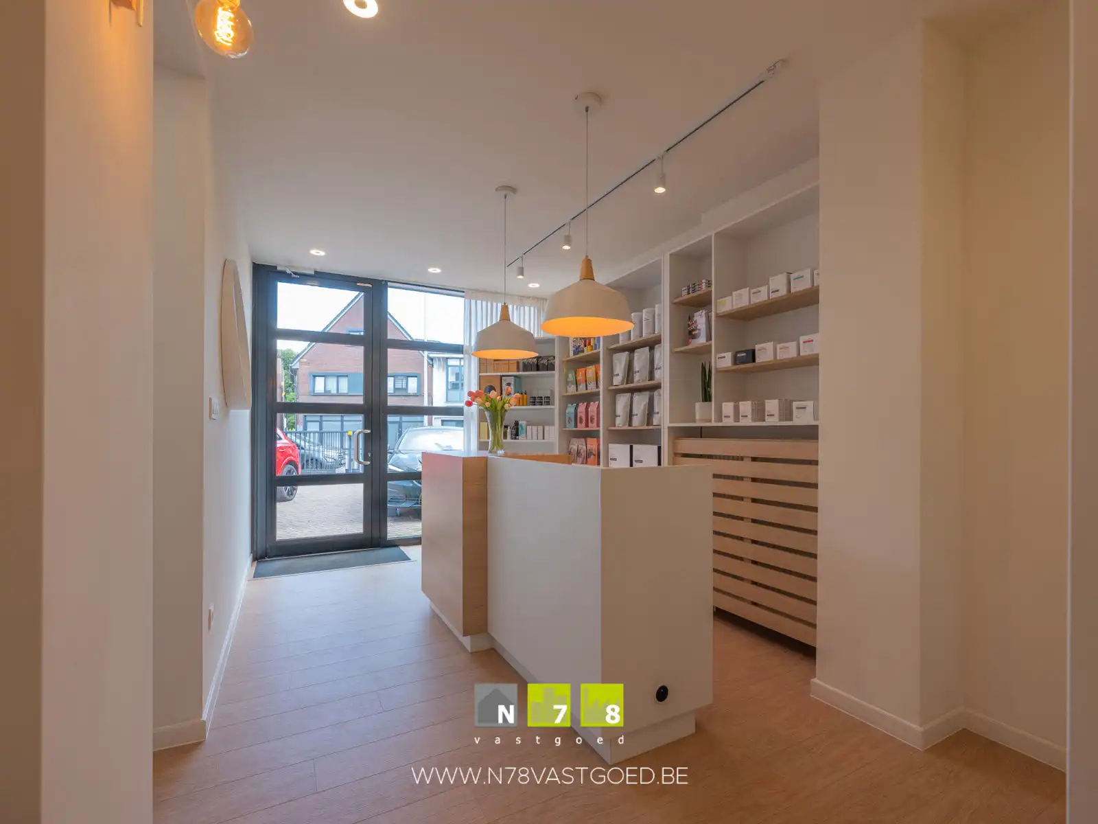 Commerciële ruimte te huur foto 2